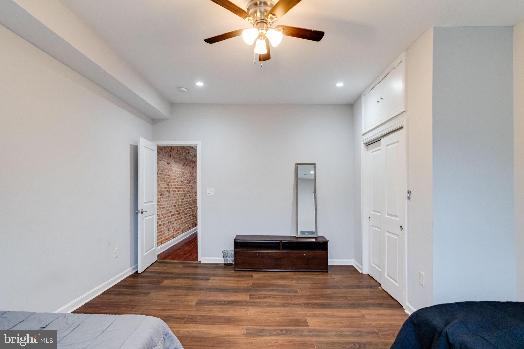 OLIVER - Residential