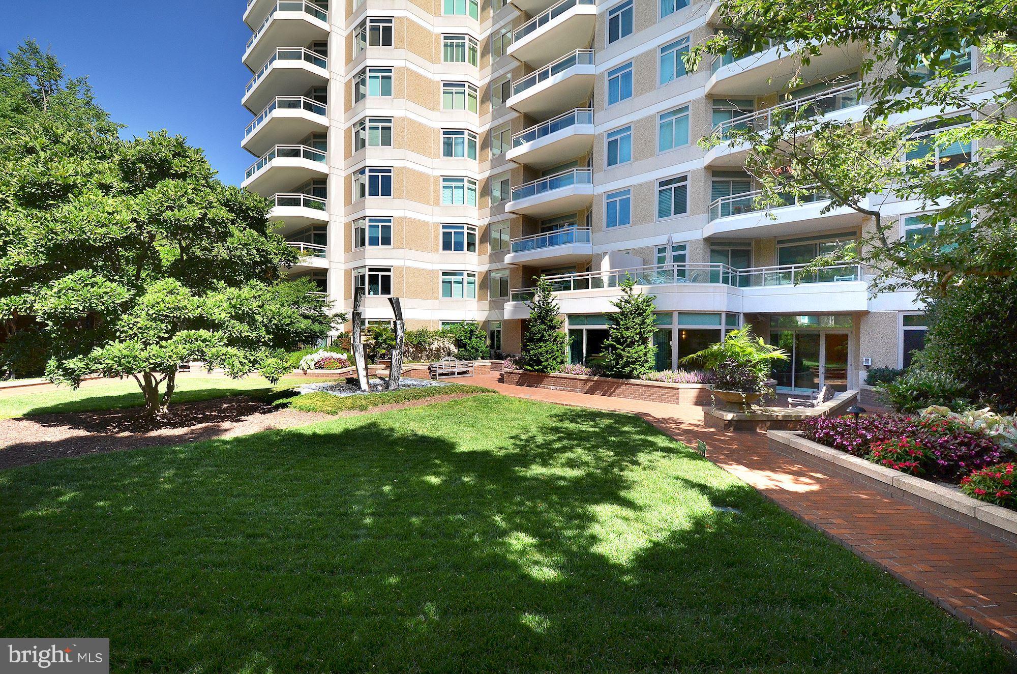 SOMERSET HOUSE CONDOS - Residential