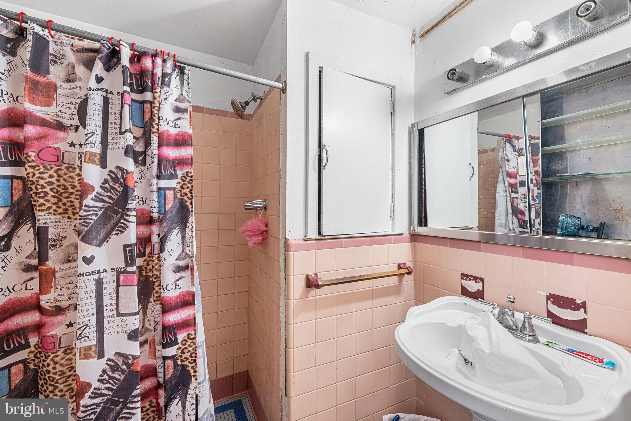 GWYNN OAK - Residential