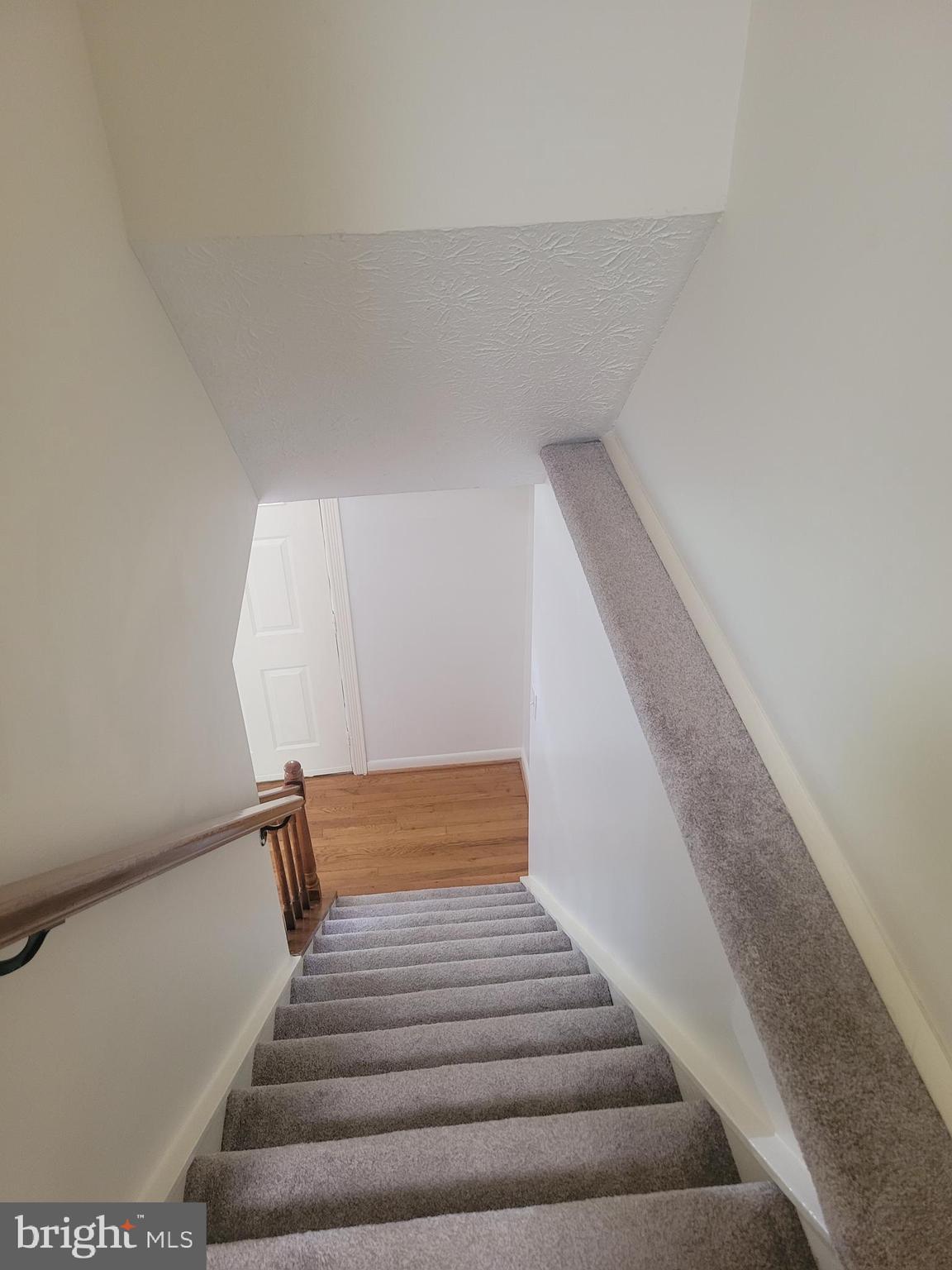 OLNEY OAKS - Residential Lease