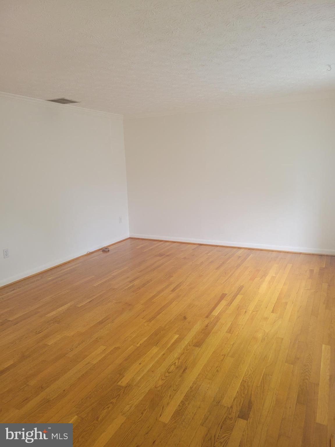 OLNEY OAKS - Residential Lease