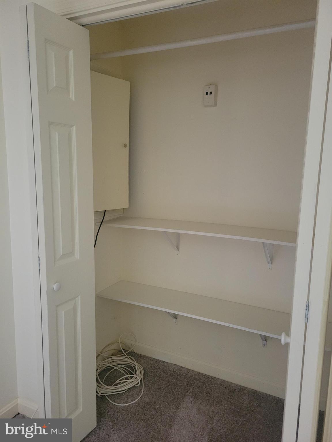 OLNEY OAKS - Residential Lease