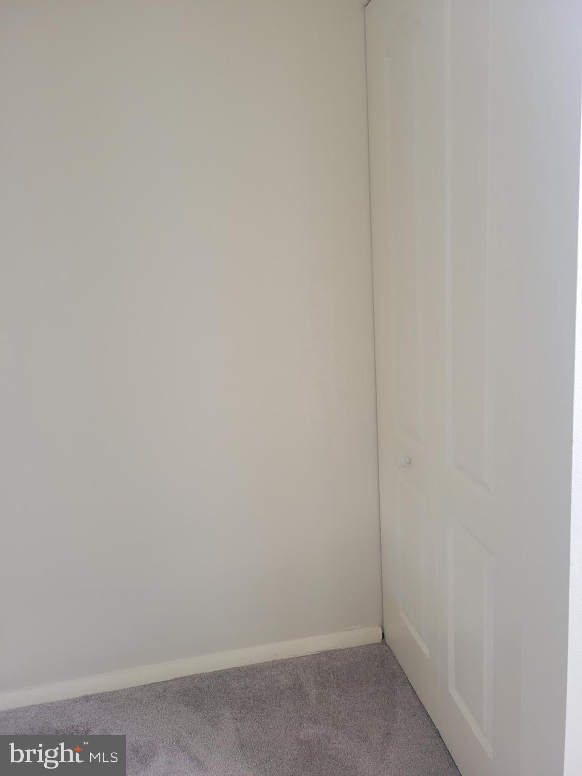 OLNEY OAKS - Residential Lease