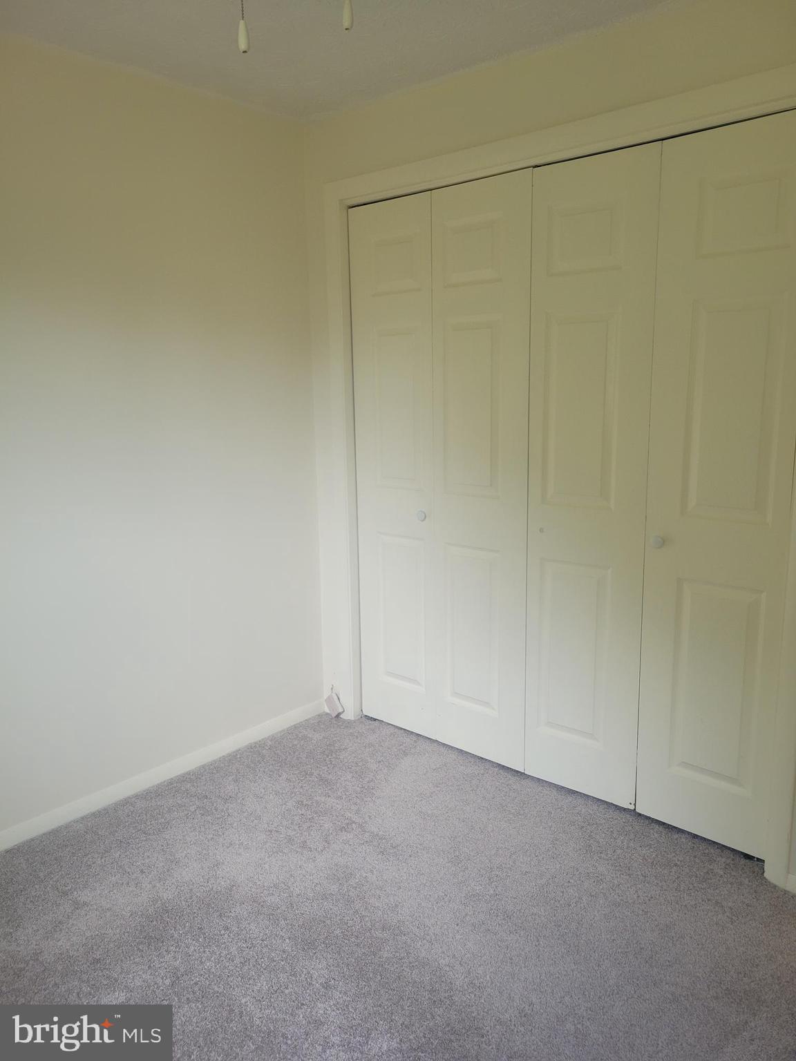 OLNEY OAKS - Residential Lease