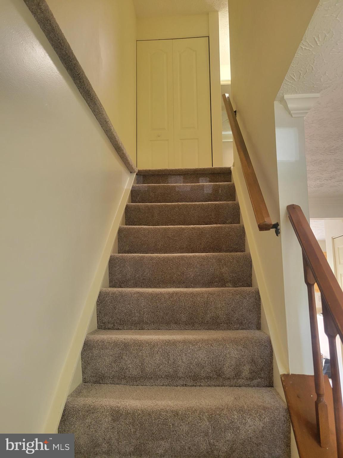 OLNEY OAKS - Residential Lease