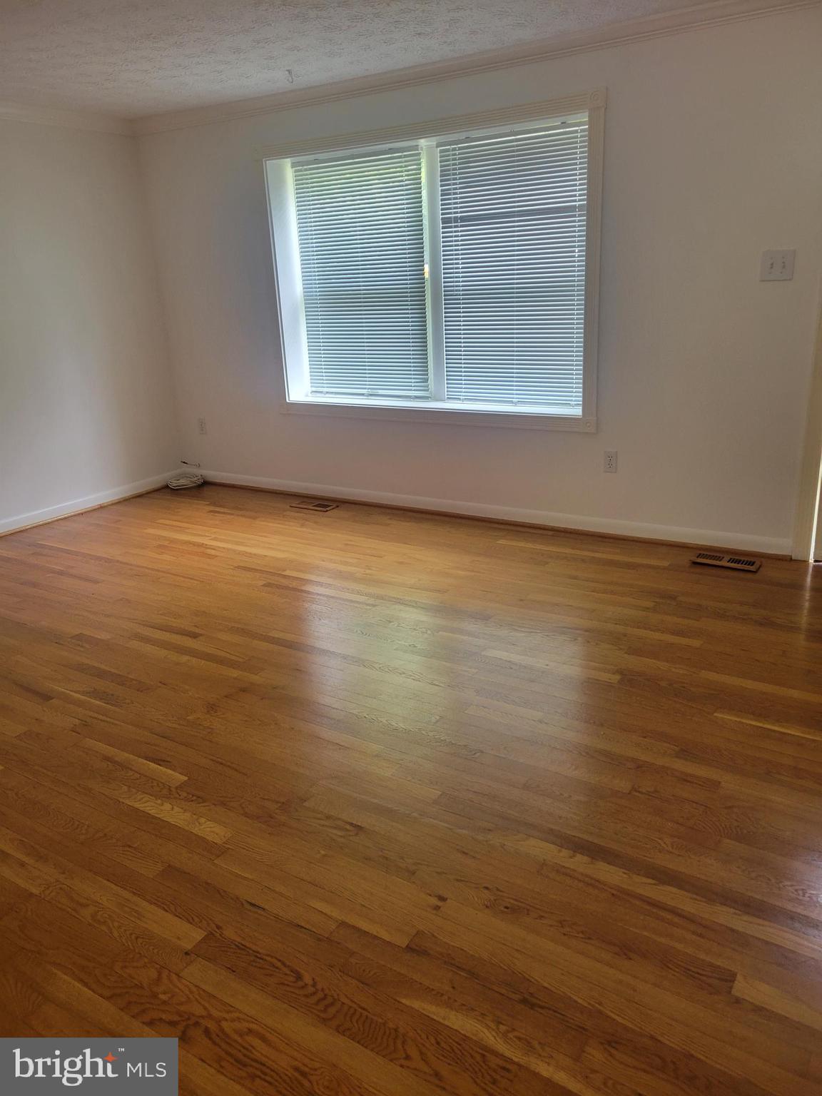 OLNEY OAKS - Residential Lease