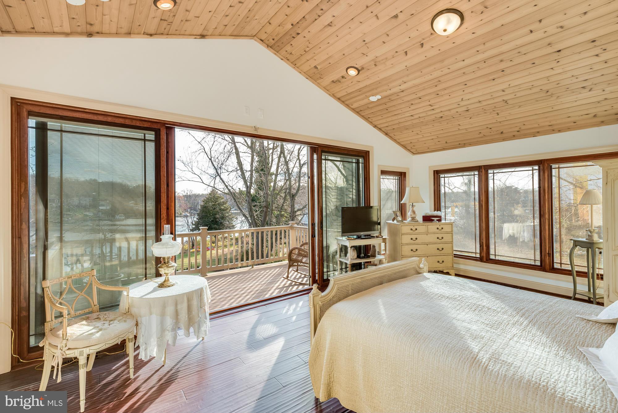 POPLAR RIDGE - Residential