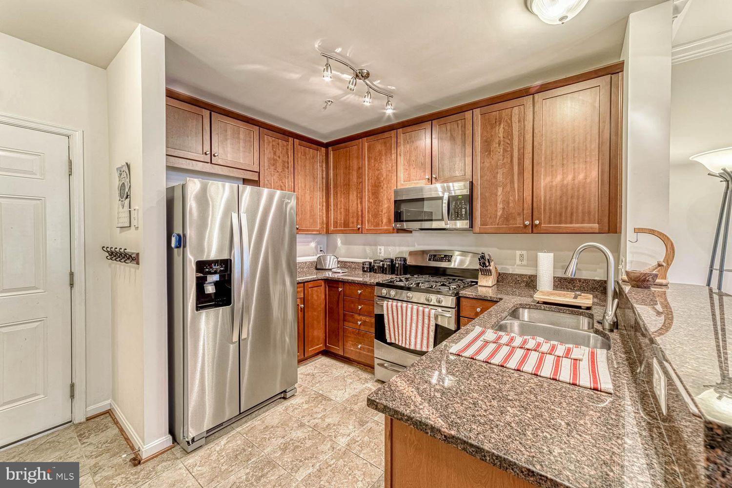 42601 CARDINAL TRACE TERRACE