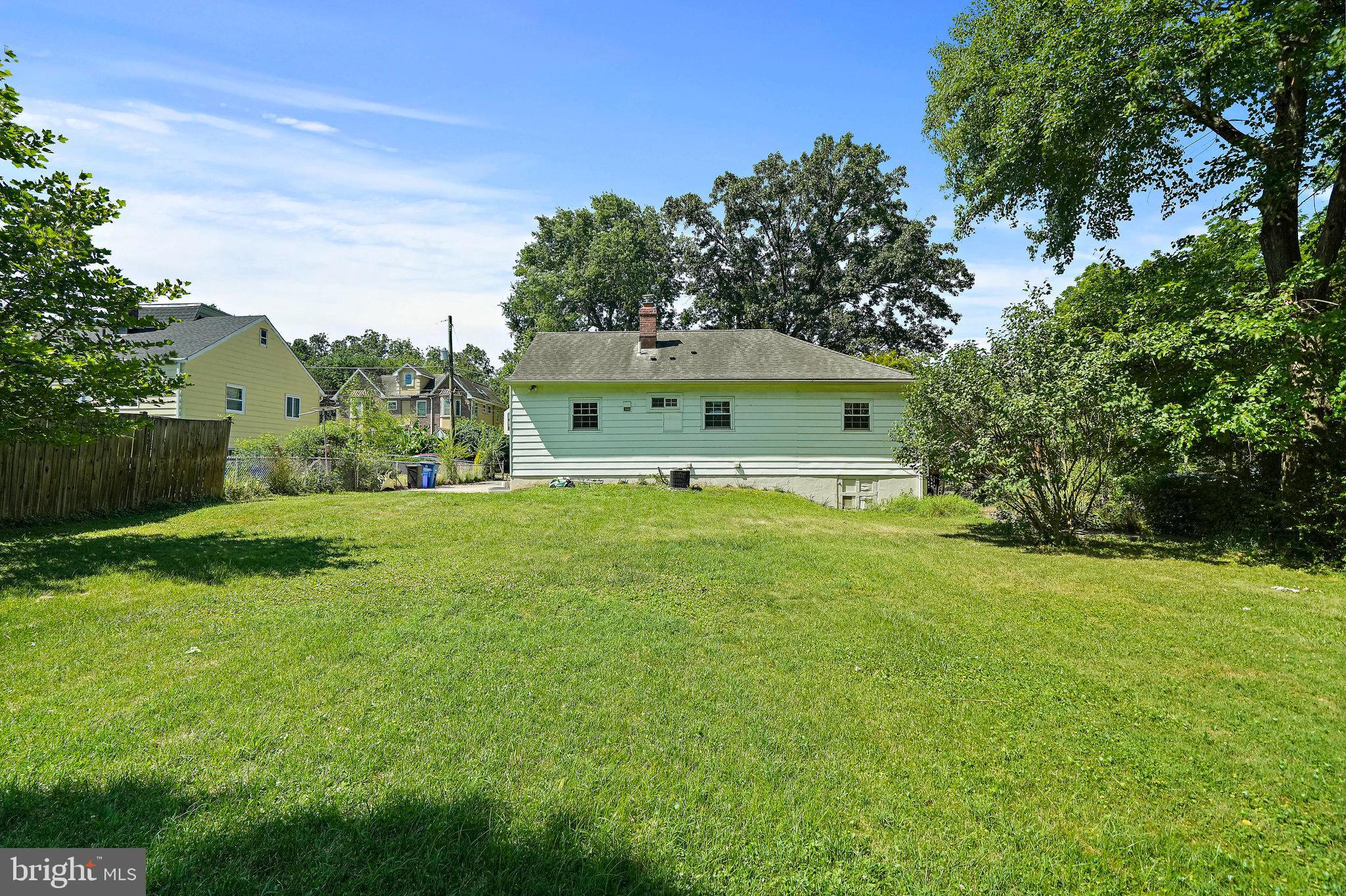 VEIRS MILL VILLAGE - Residential