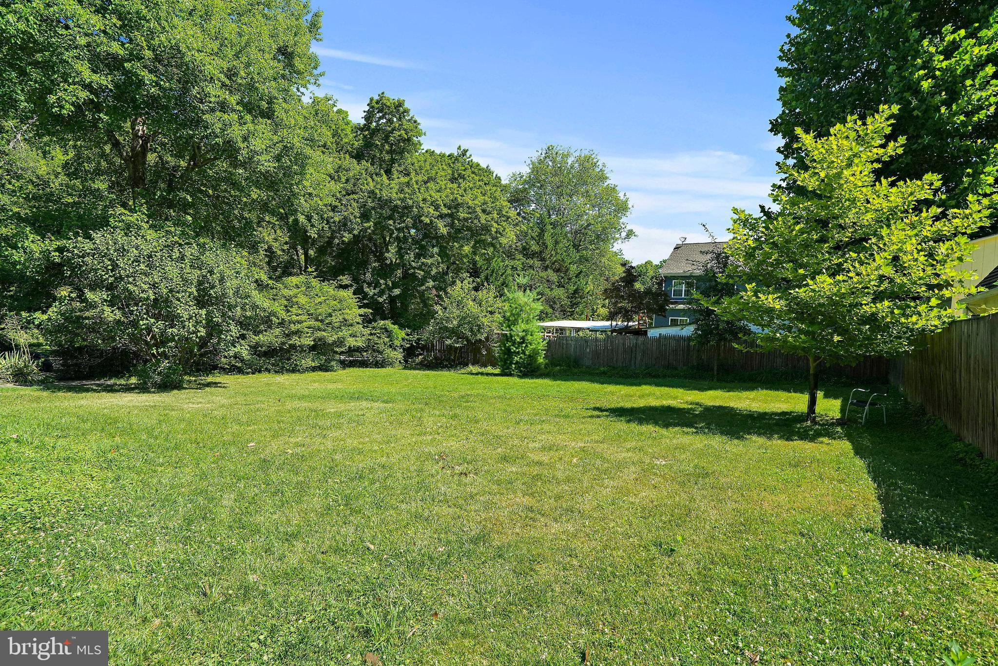 VEIRS MILL VILLAGE - Residential