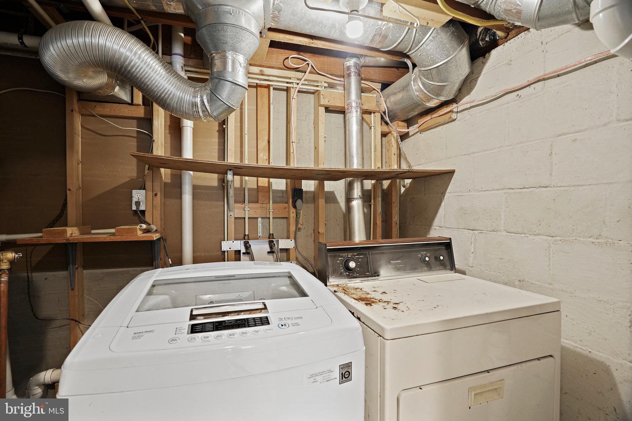 VEIRS MILL VILLAGE - Residential