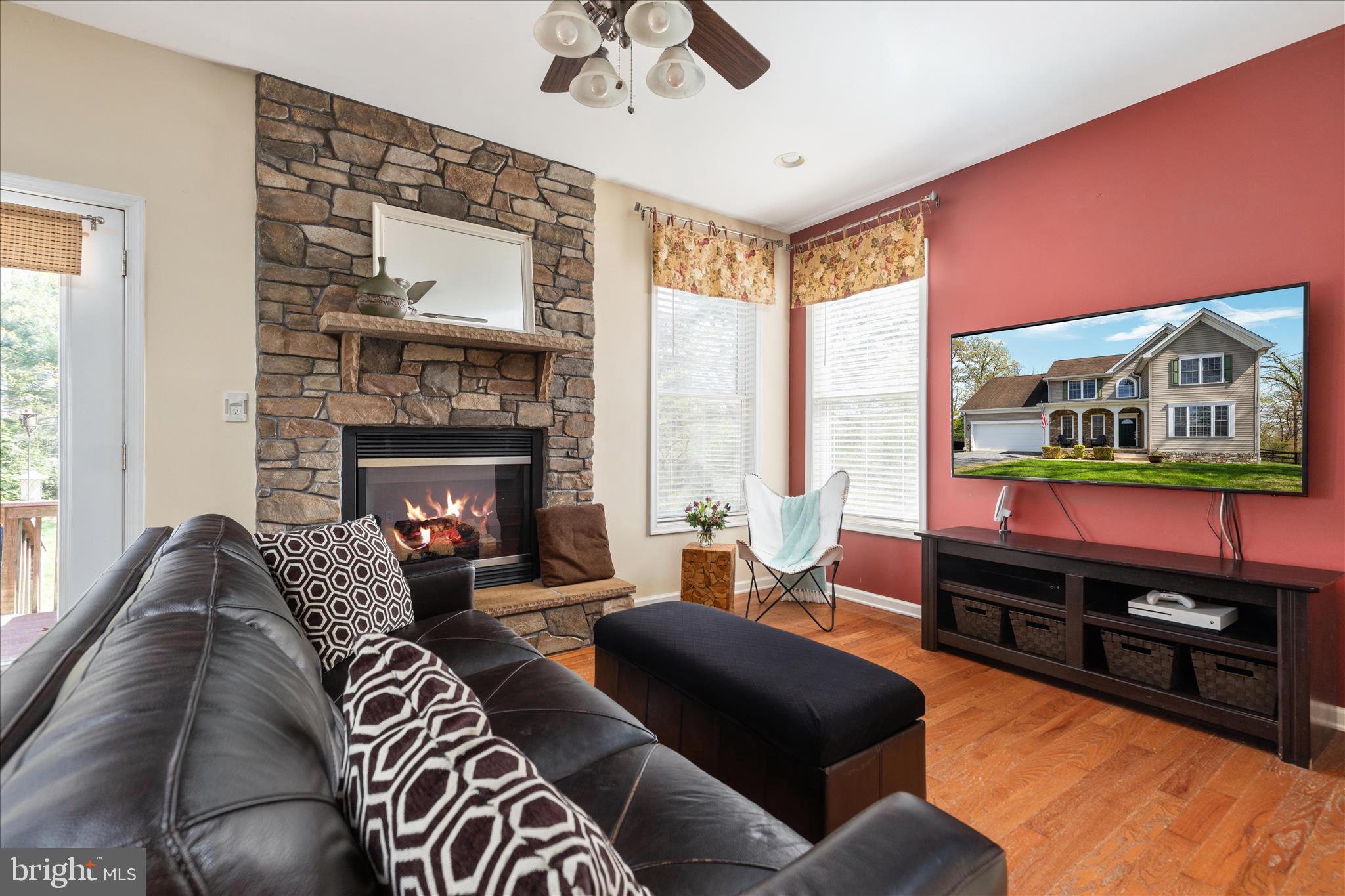 THUNDERBIRD RANCH - Residential