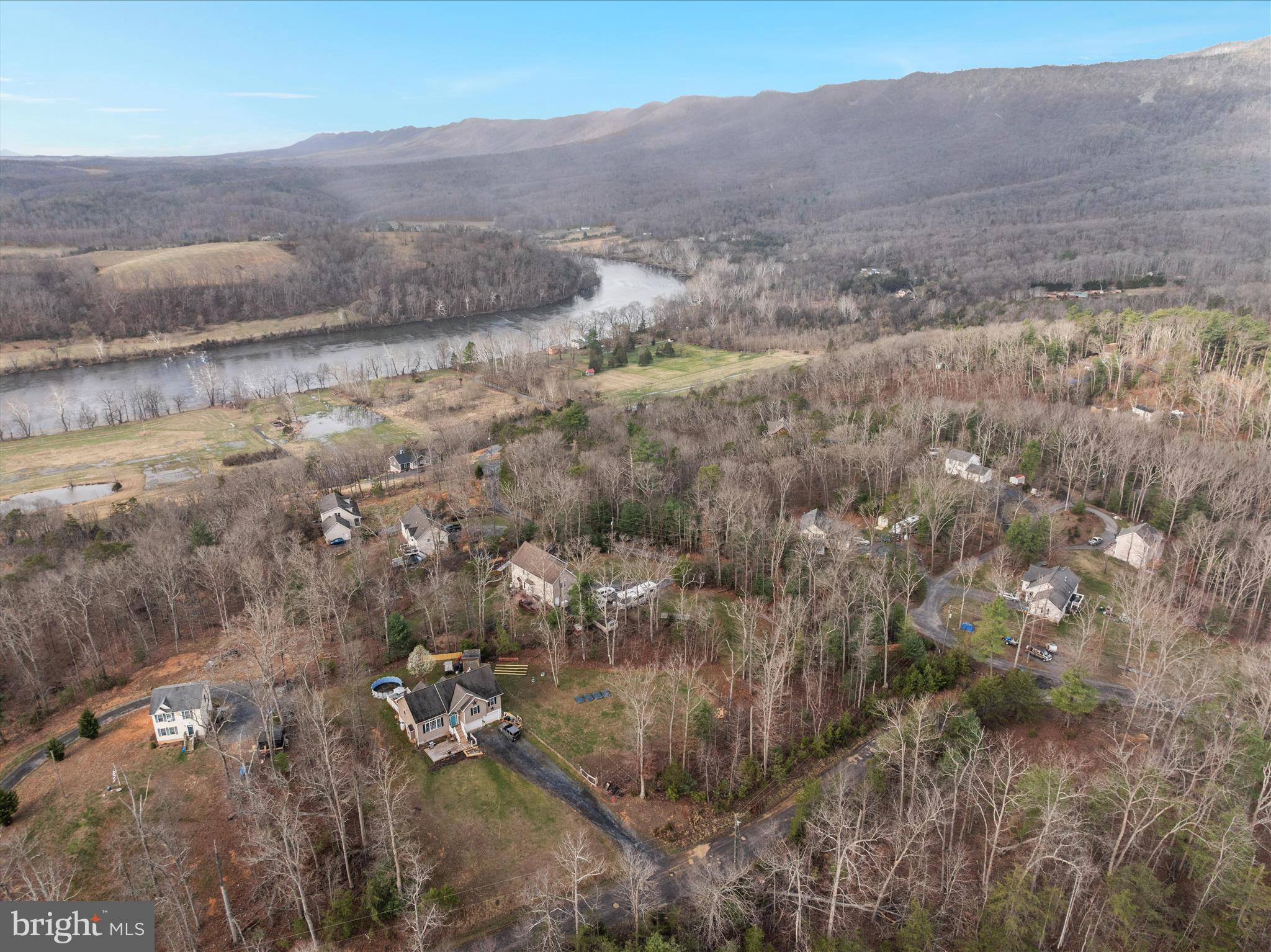 THUNDERBIRD RANCH - Residential