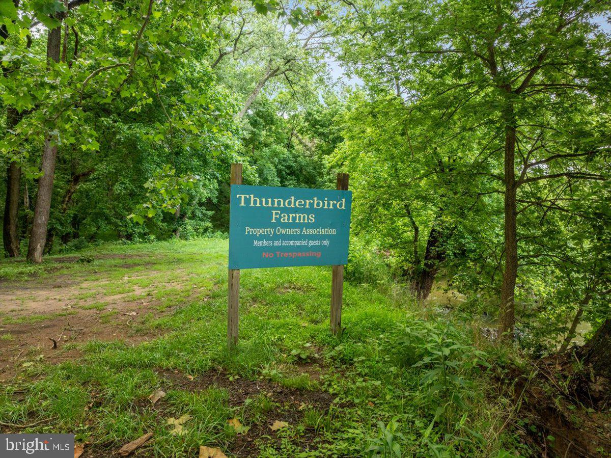 THUNDERBIRD RANCH - Residential