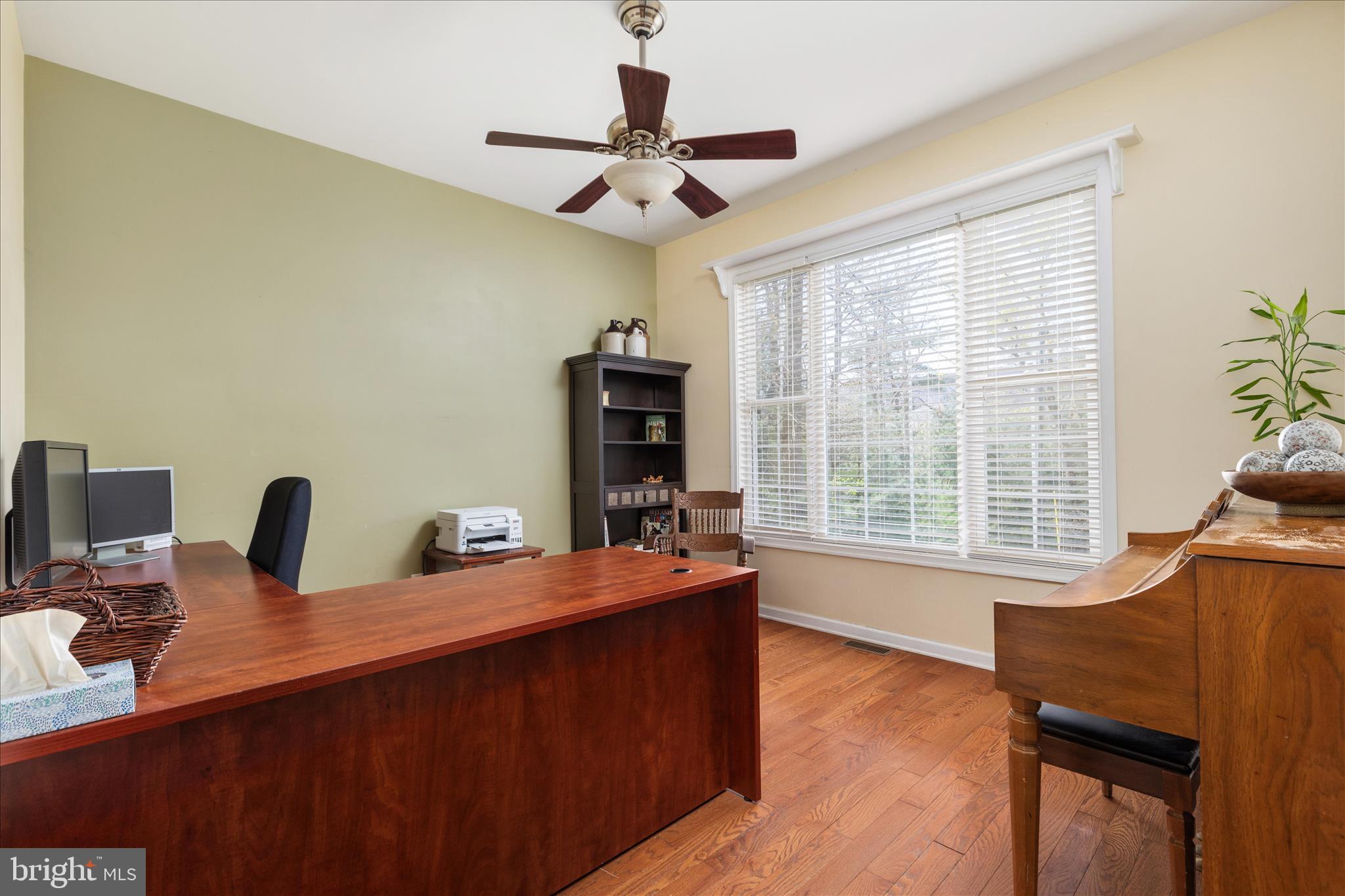 THUNDERBIRD RANCH - Residential