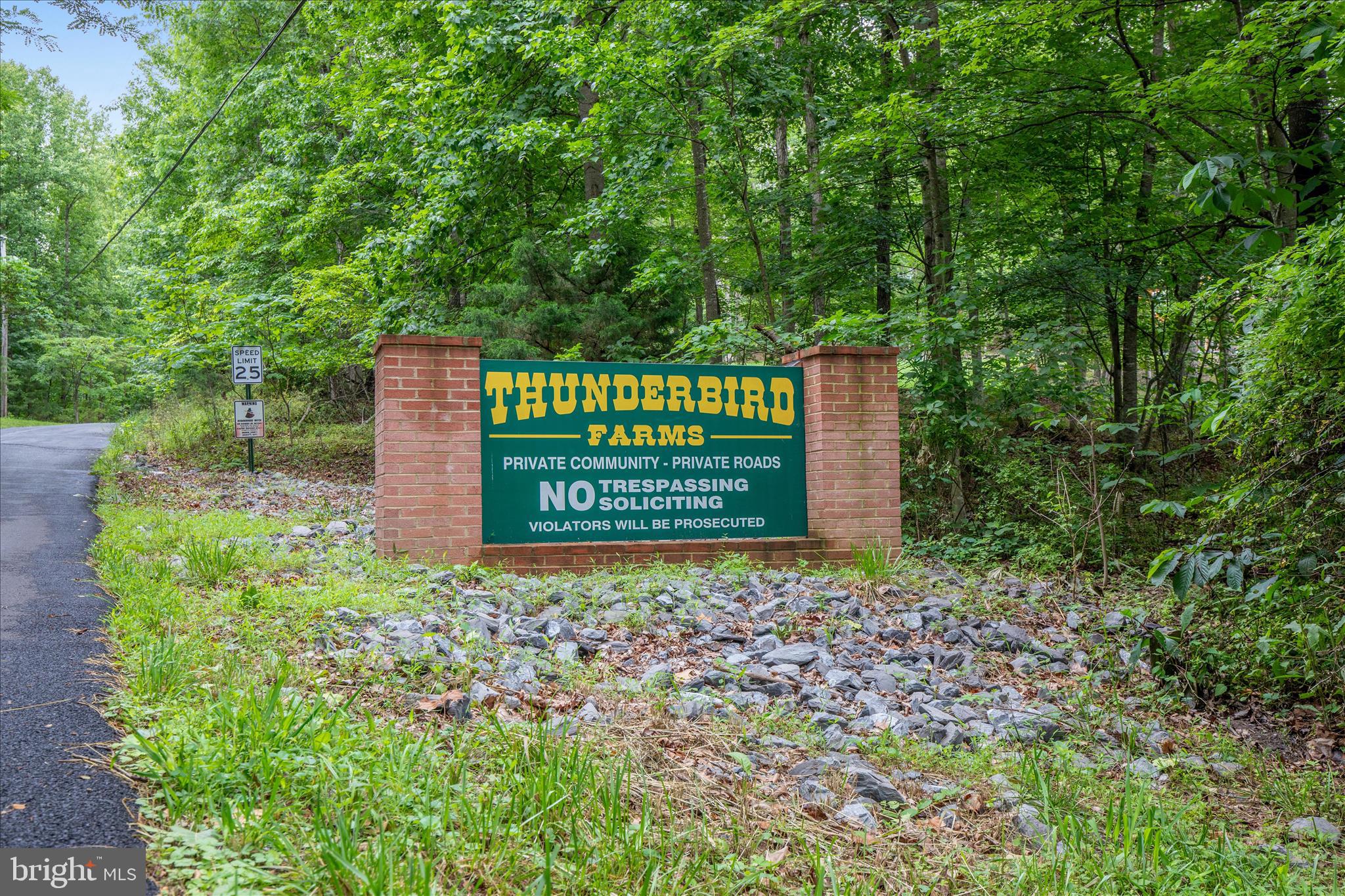 THUNDERBIRD RANCH - Residential