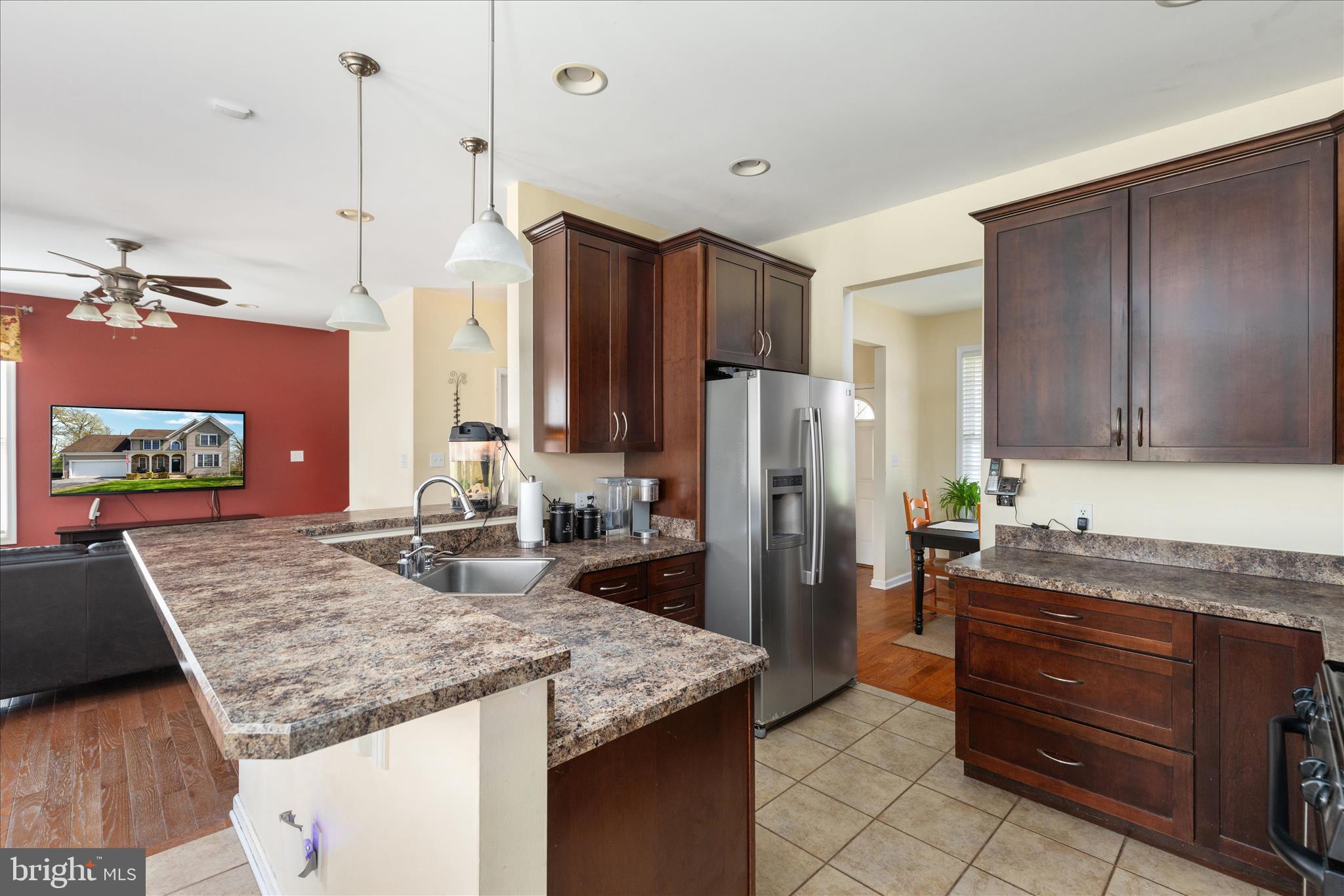 THUNDERBIRD RANCH - Residential