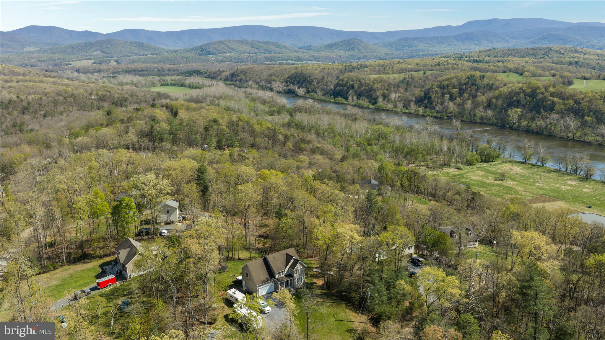 THUNDERBIRD RANCH - Residential