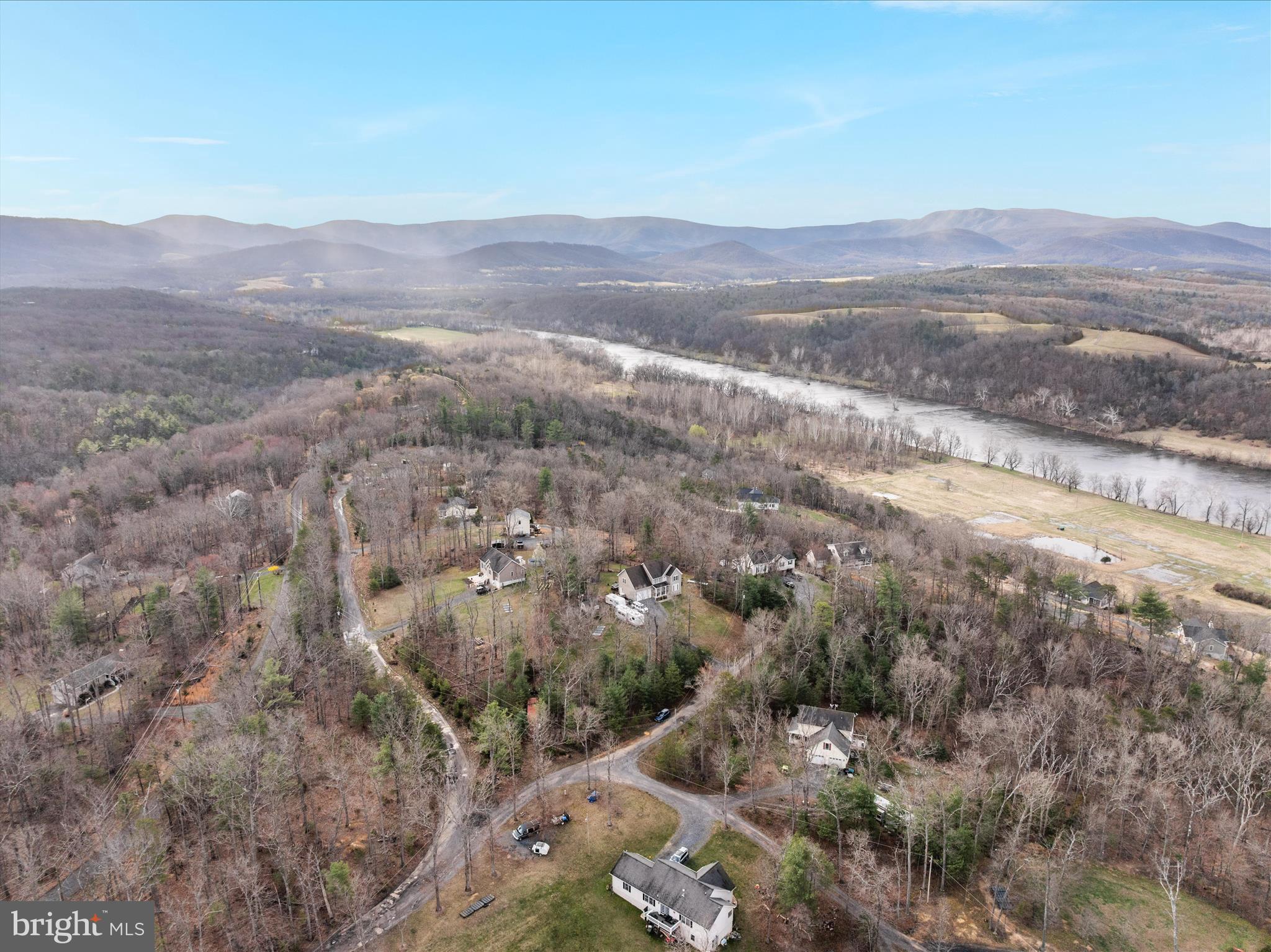 THUNDERBIRD RANCH - Residential