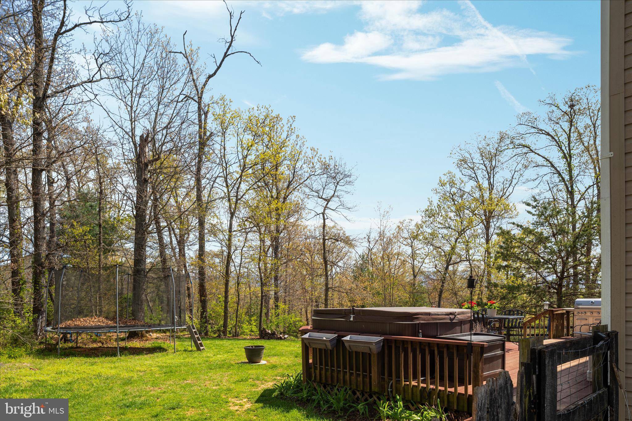 THUNDERBIRD RANCH - Residential