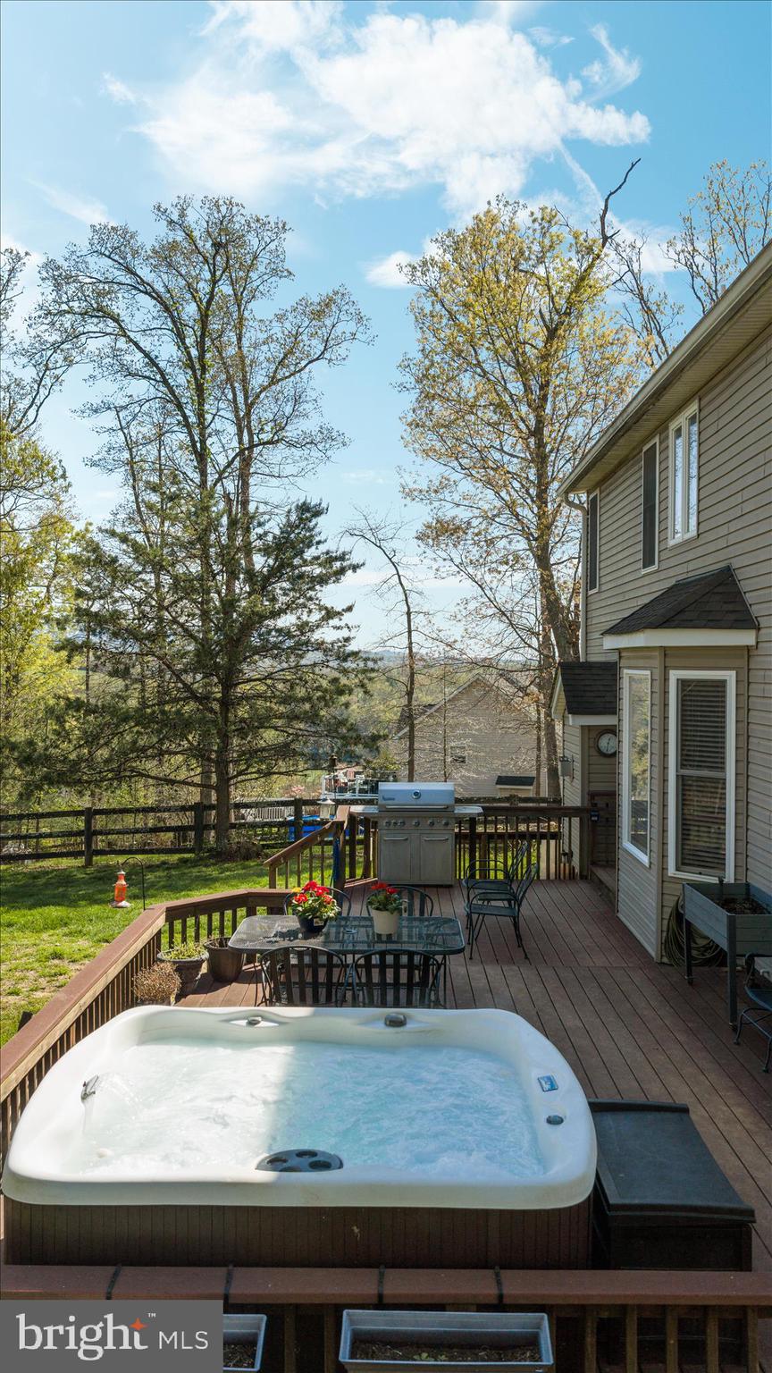 THUNDERBIRD RANCH - Residential