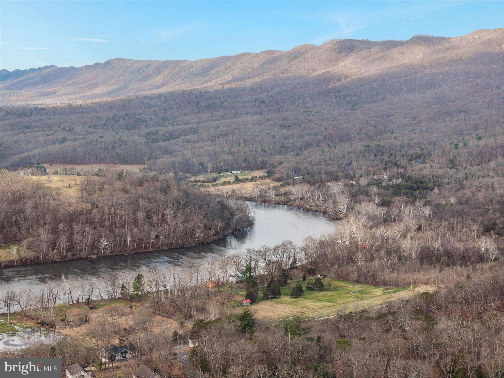 THUNDERBIRD RANCH - Residential