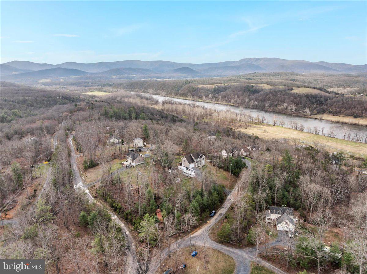 THUNDERBIRD RANCH - Residential