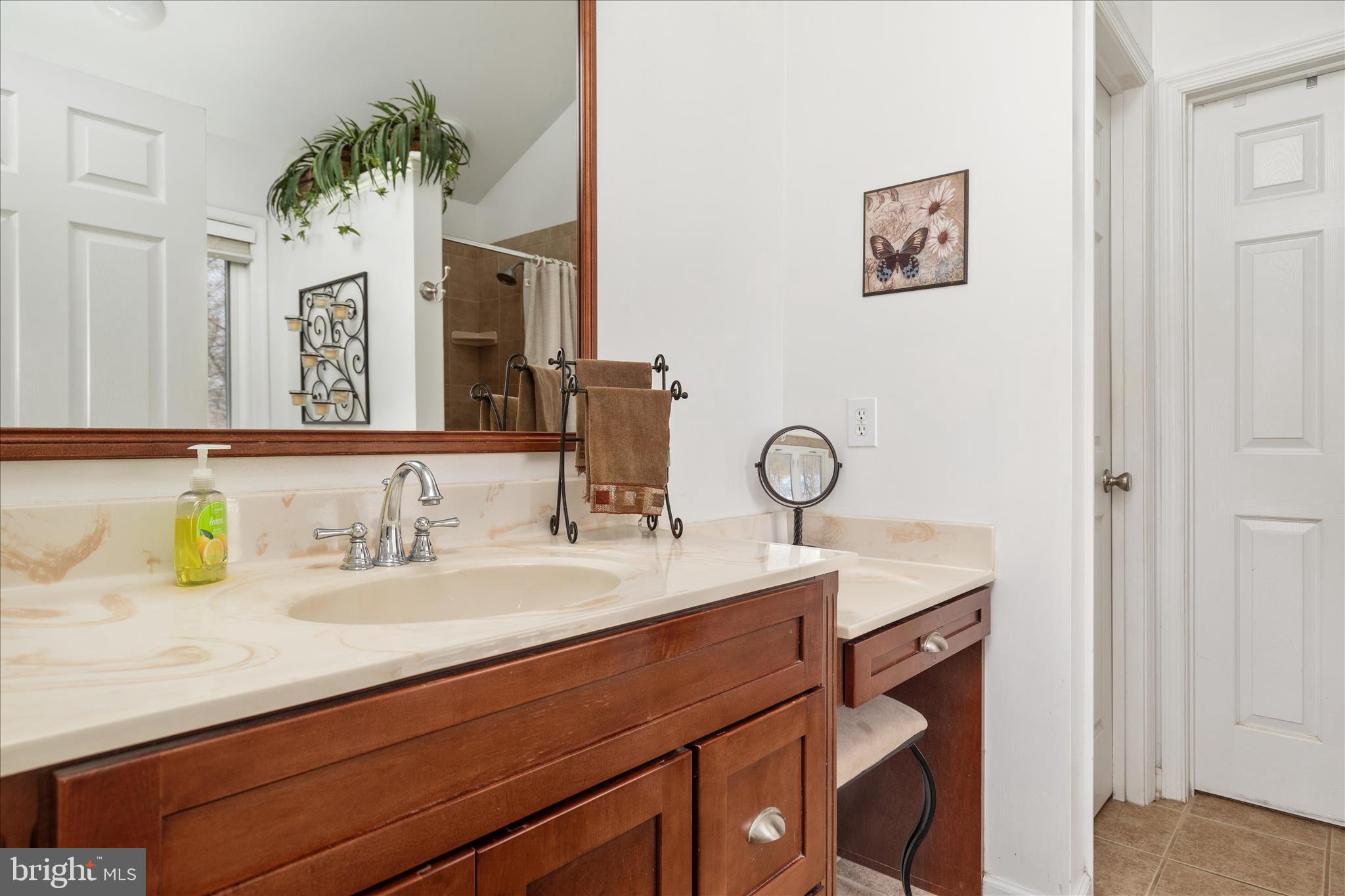 THUNDERBIRD RANCH - Residential