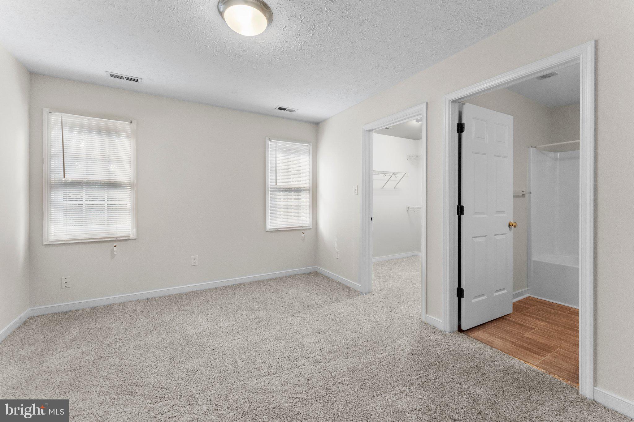 SETTLERS LANDING TOWNHOUSES - Residential