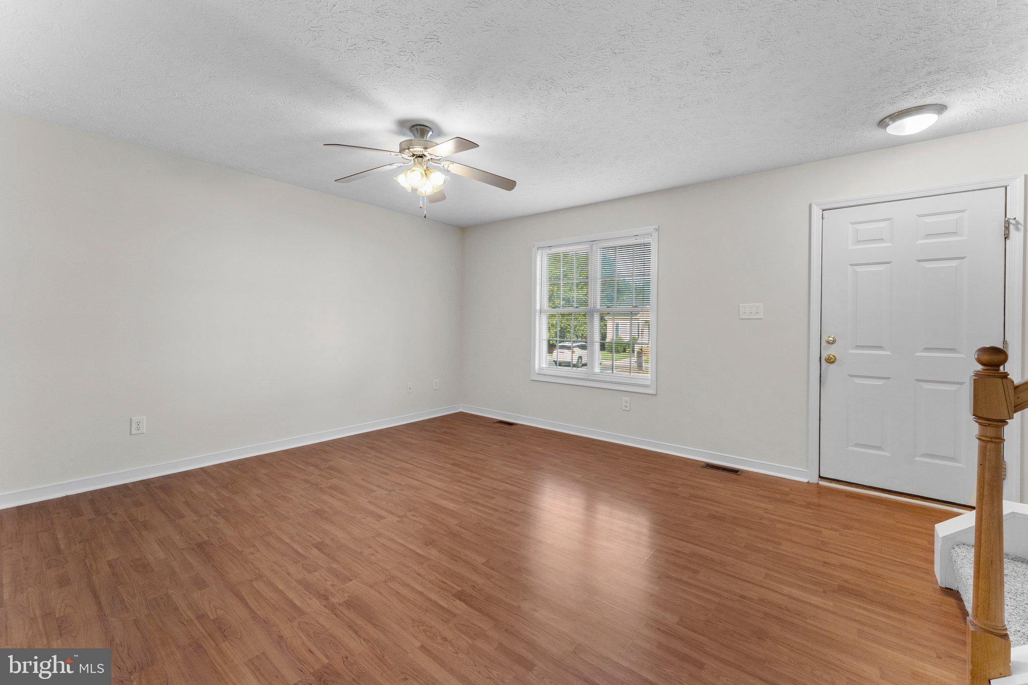 SETTLERS LANDING TOWNHOUSES - Residential