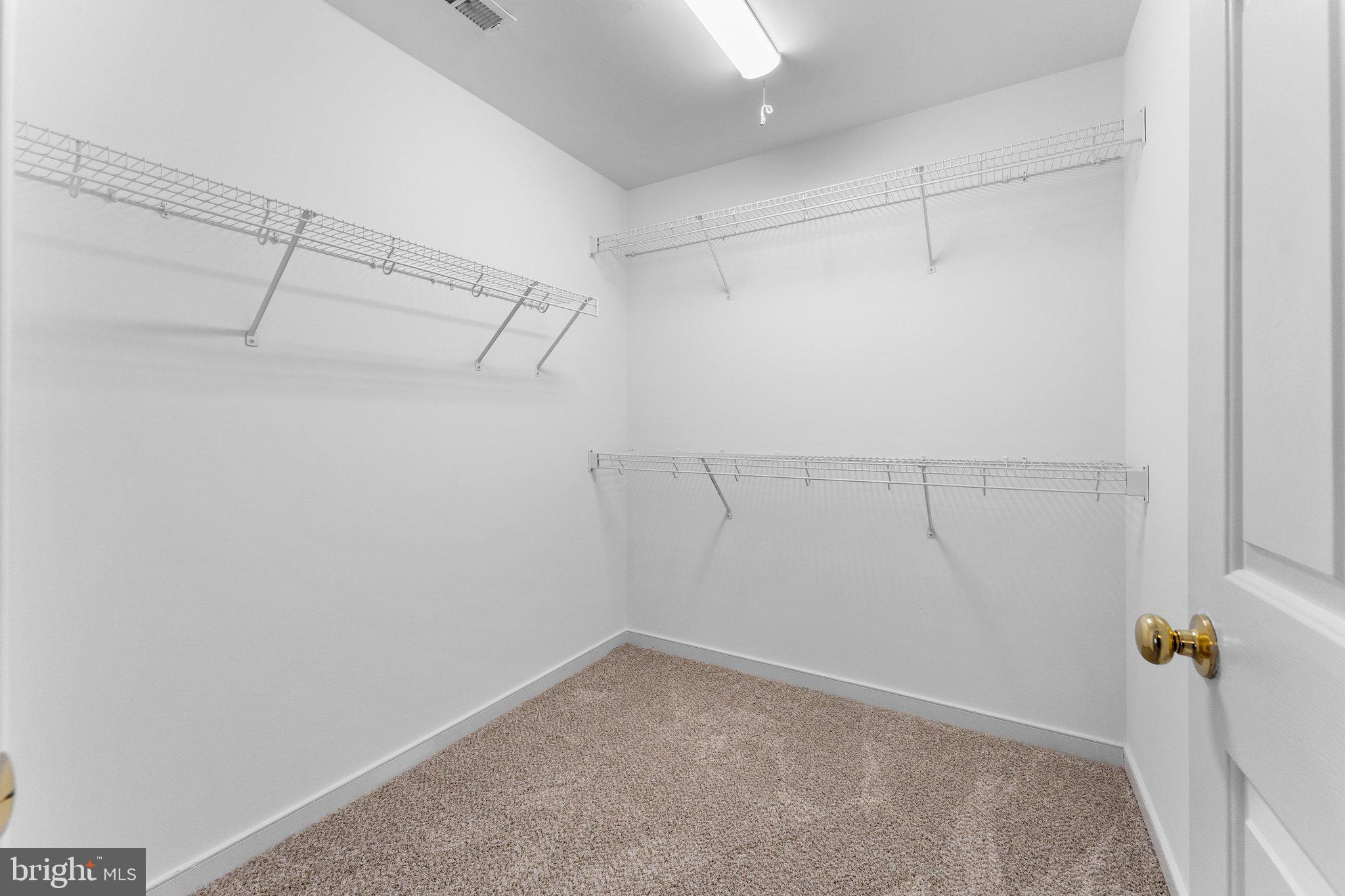 SETTLERS LANDING TOWNHOUSES - Residential