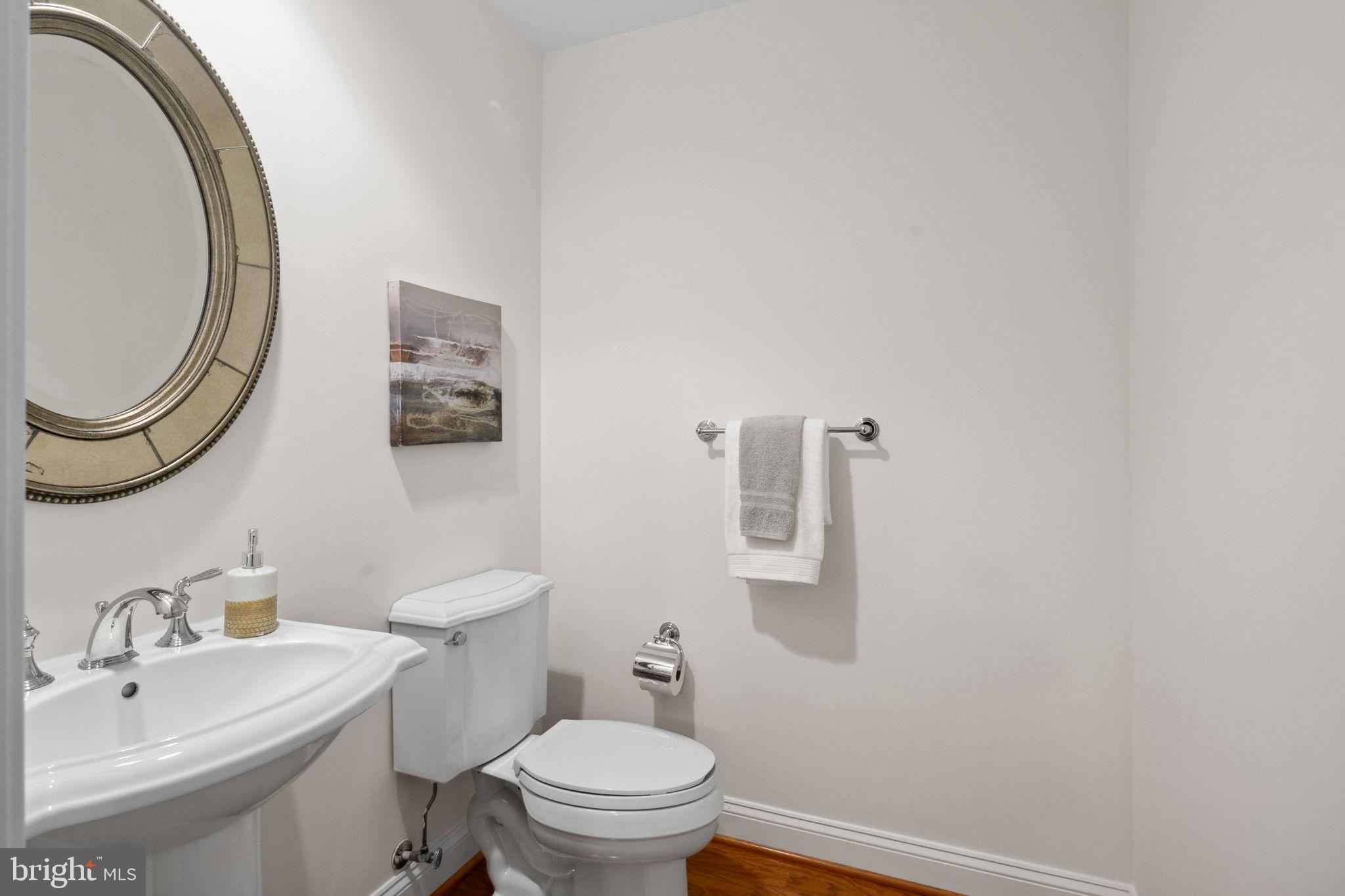 VIRGINIA SQUARE - Residential