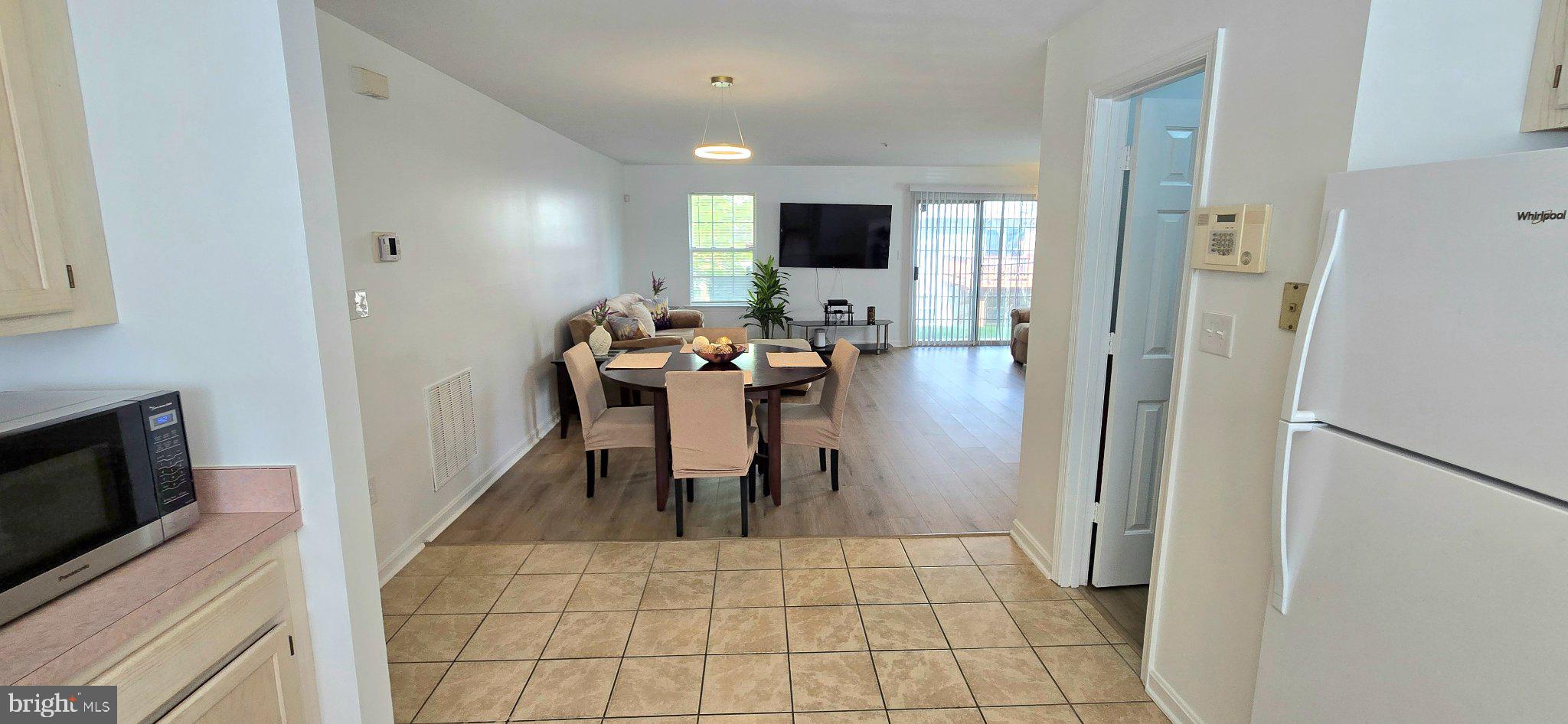 4218 APPLEGATE LANE 9