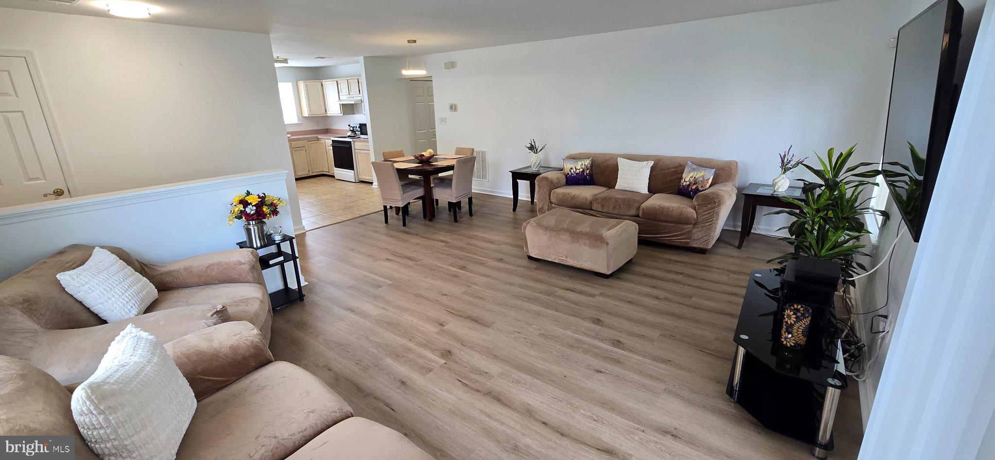 4218 APPLEGATE LANE 9