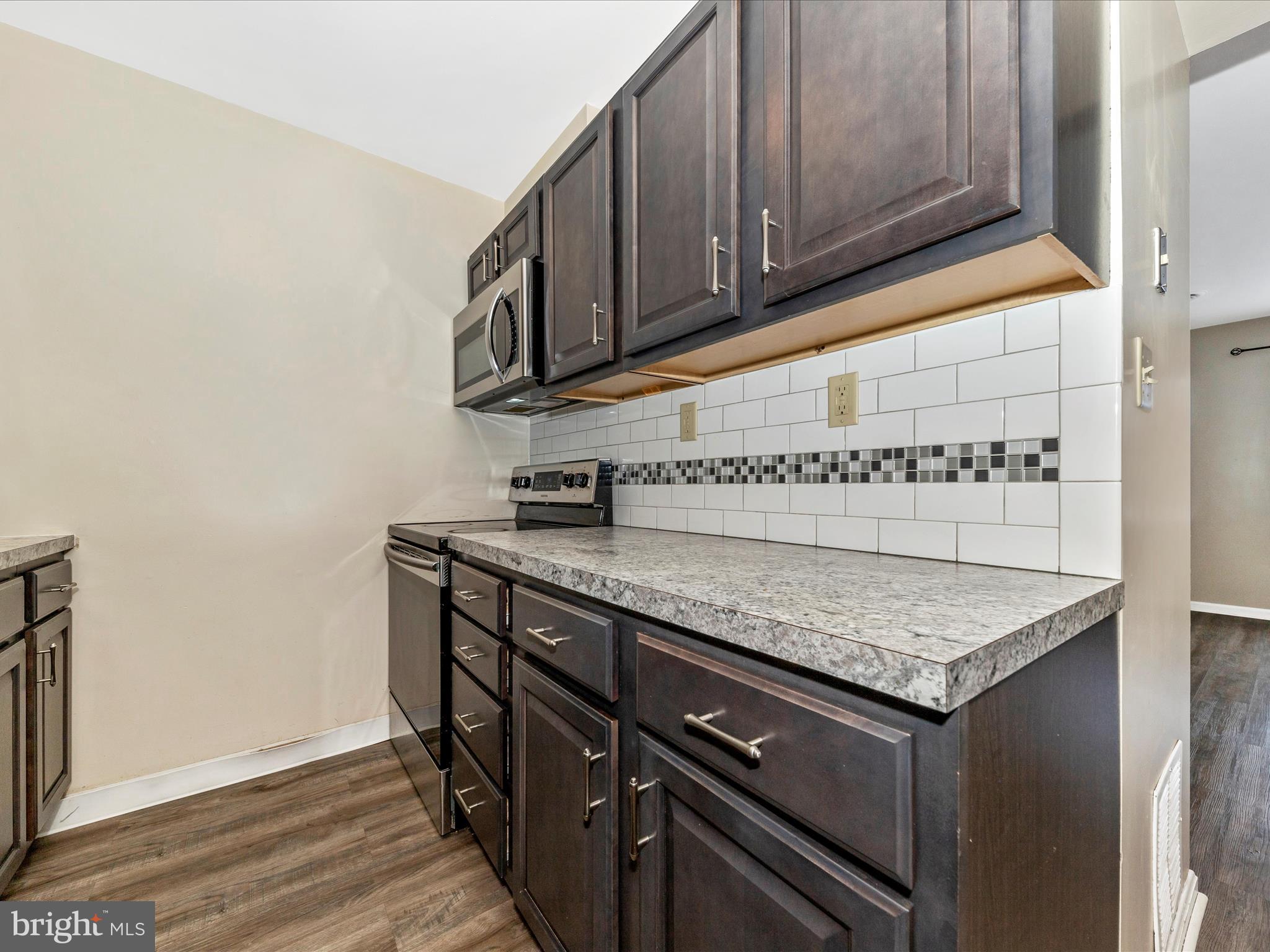 WILLIAMSPORT - Residential