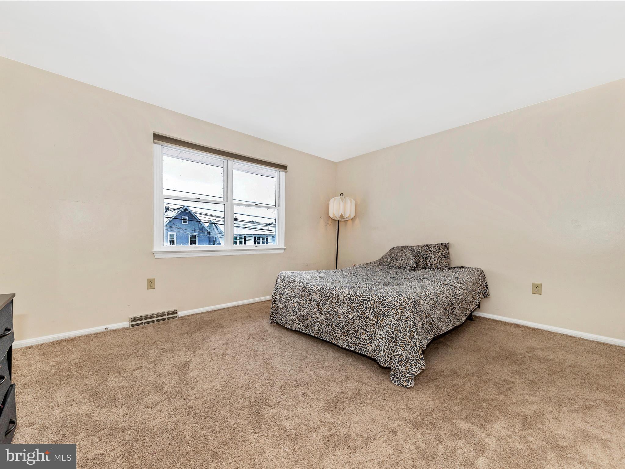 WILLIAMSPORT - Residential