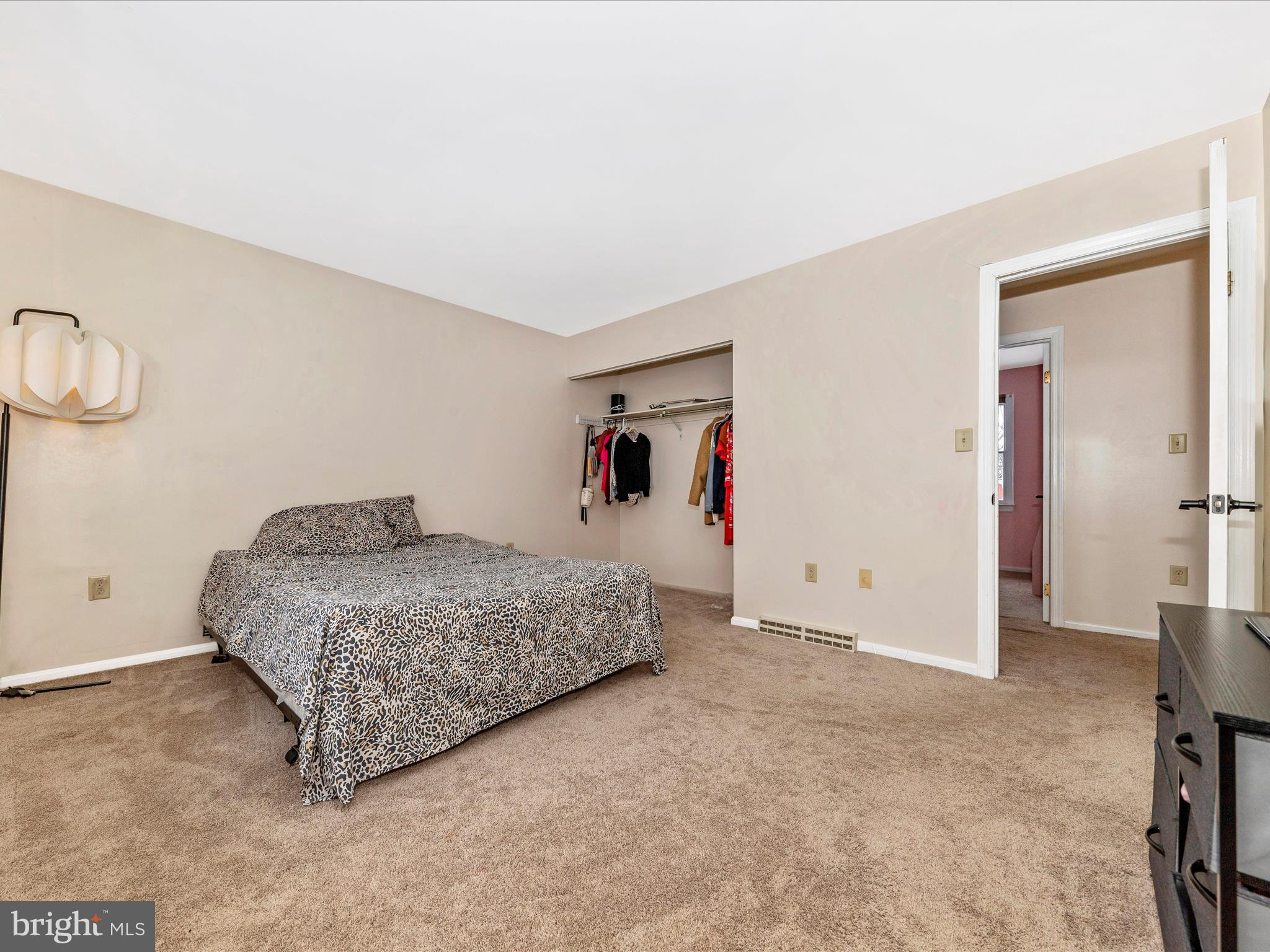 WILLIAMSPORT - Residential