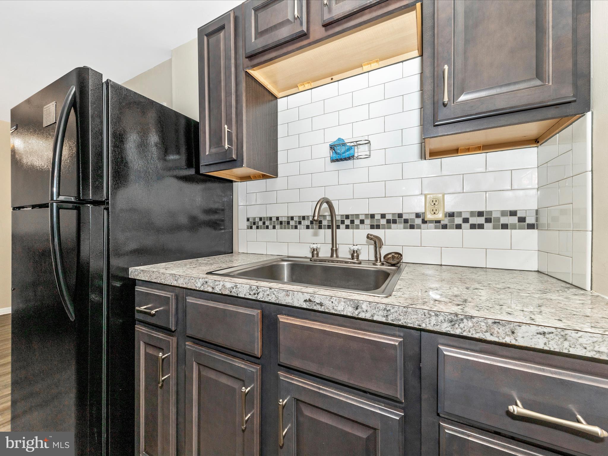 WILLIAMSPORT - Residential