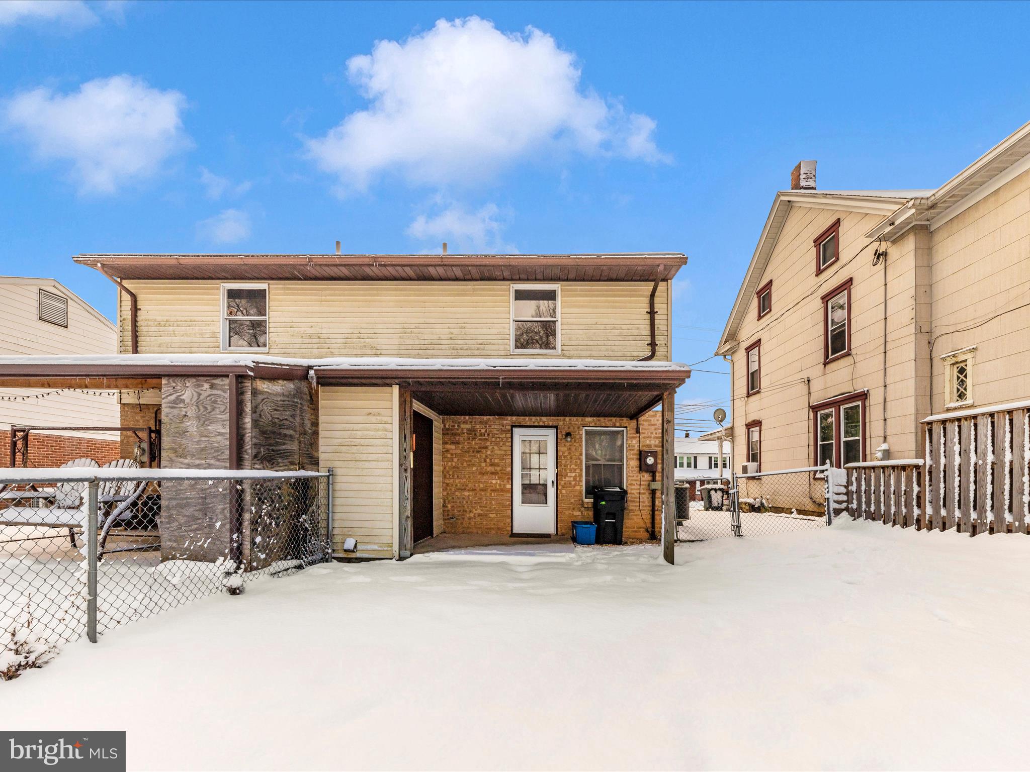 WILLIAMSPORT - Residential