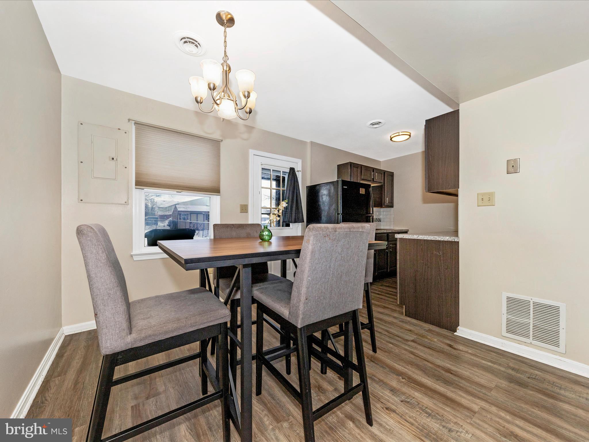 WILLIAMSPORT - Residential