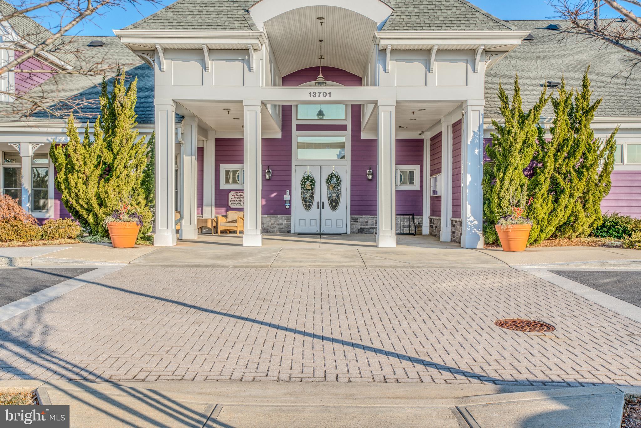 VICTORIA FALLS 4 CONDO-P - Residential