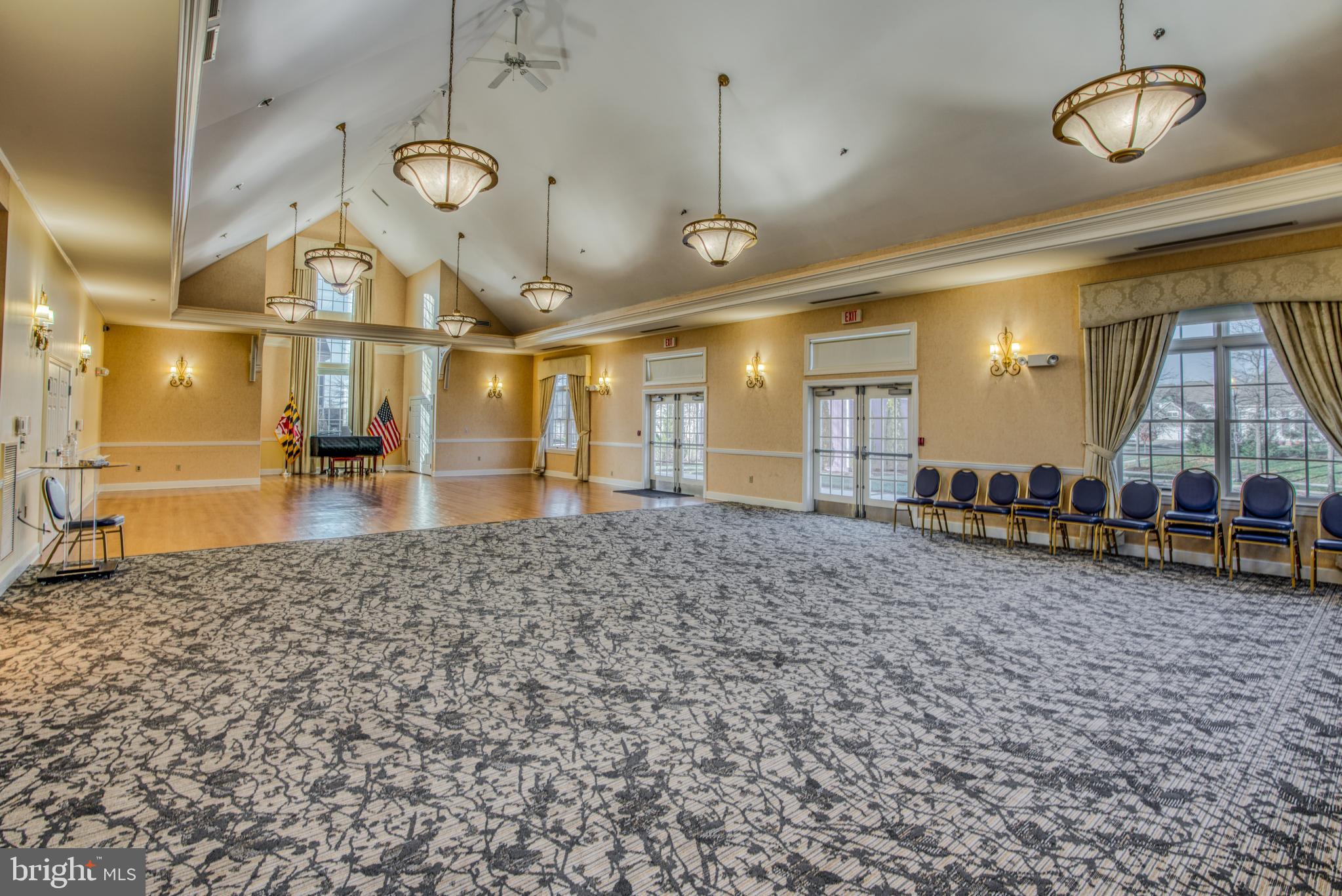 VICTORIA FALLS 4 CONDO-P - Residential