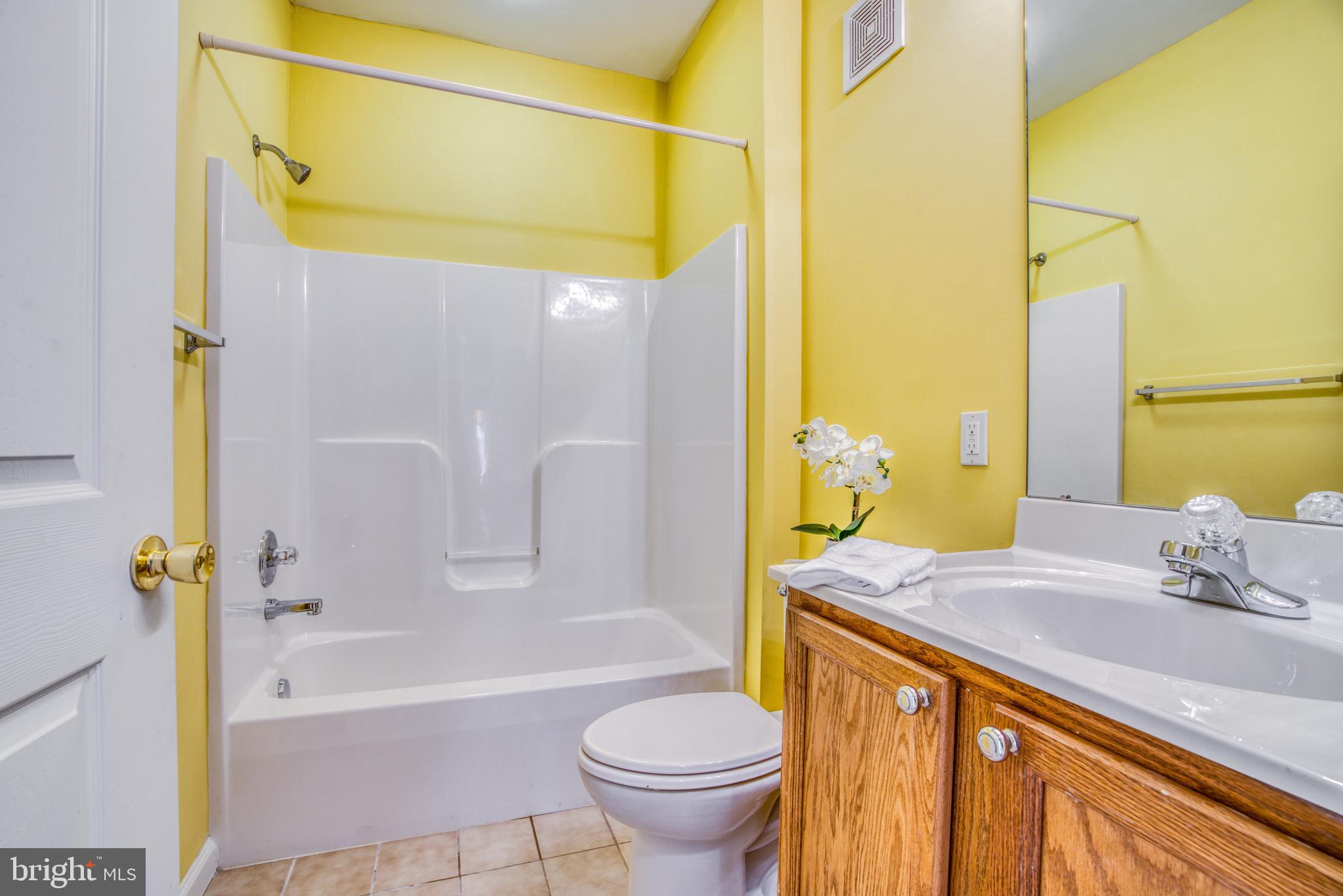 VICTORIA FALLS 4 CONDO-P - Residential