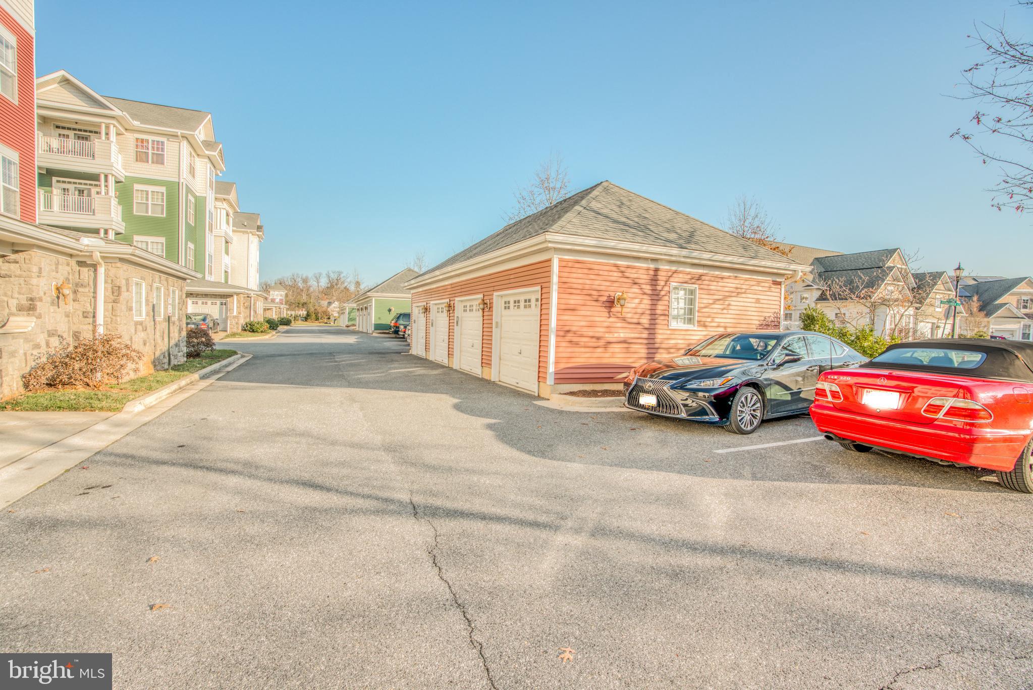 VICTORIA FALLS 4 CONDO-P - Residential