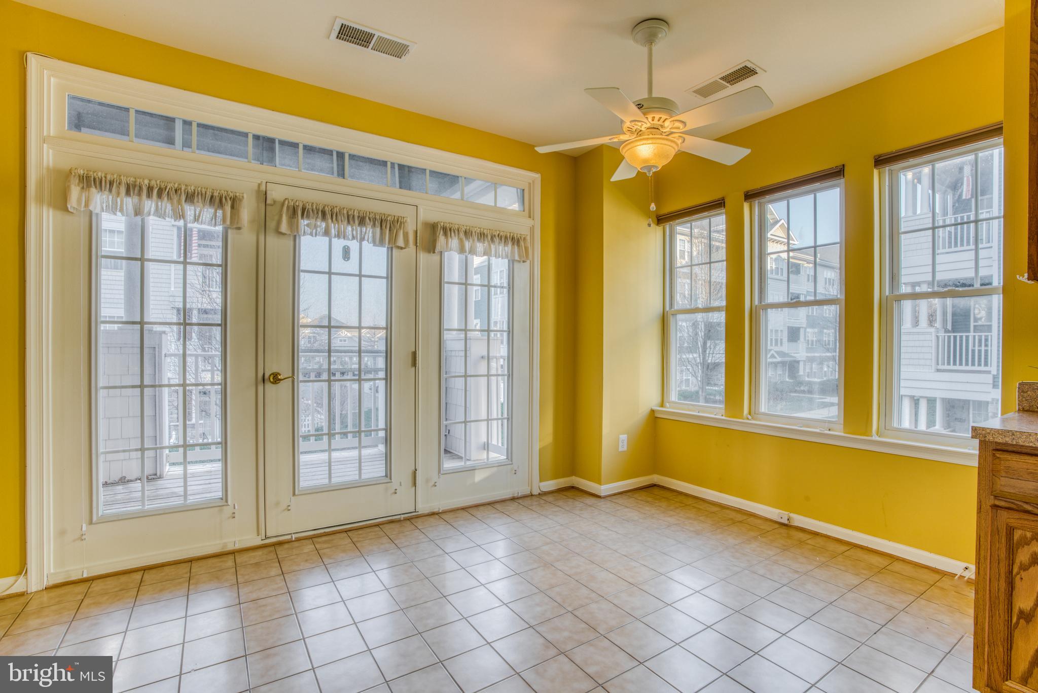 VICTORIA FALLS 4 CONDO-P - Residential