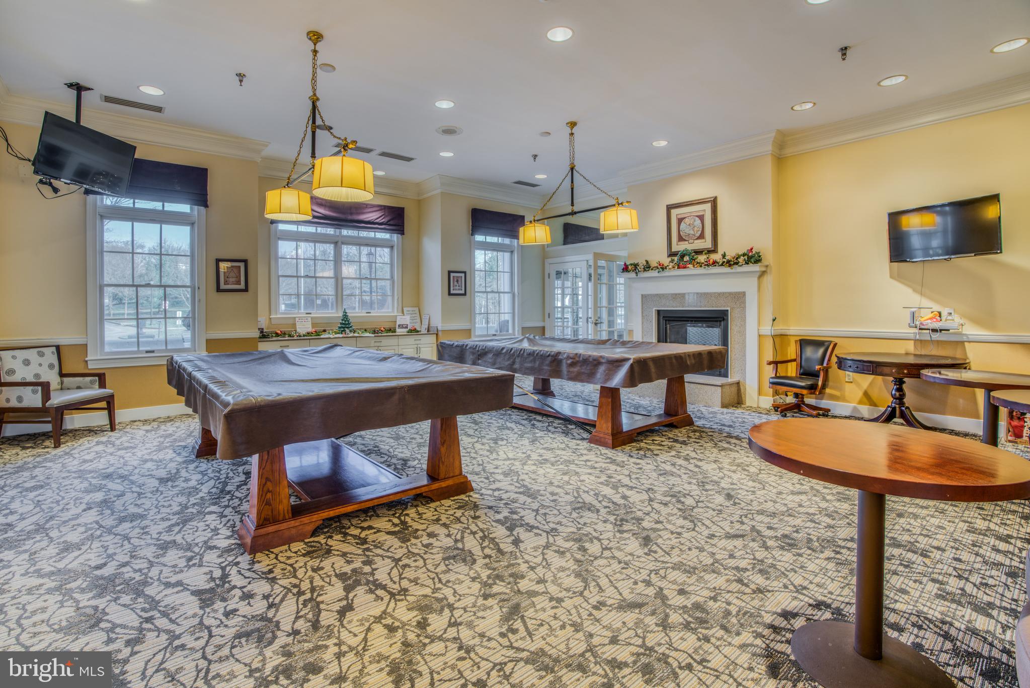 VICTORIA FALLS 4 CONDO-P - Residential