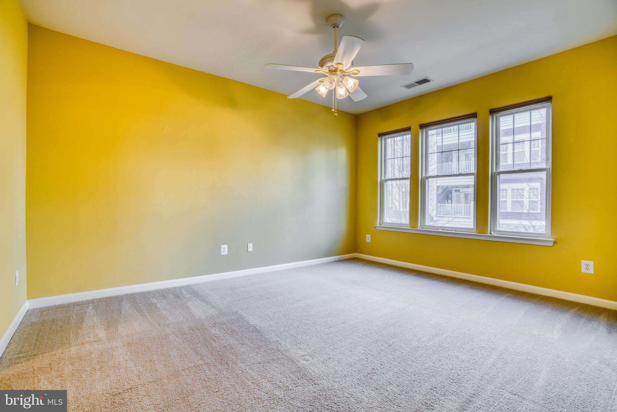 VICTORIA FALLS 4 CONDO-P - Residential