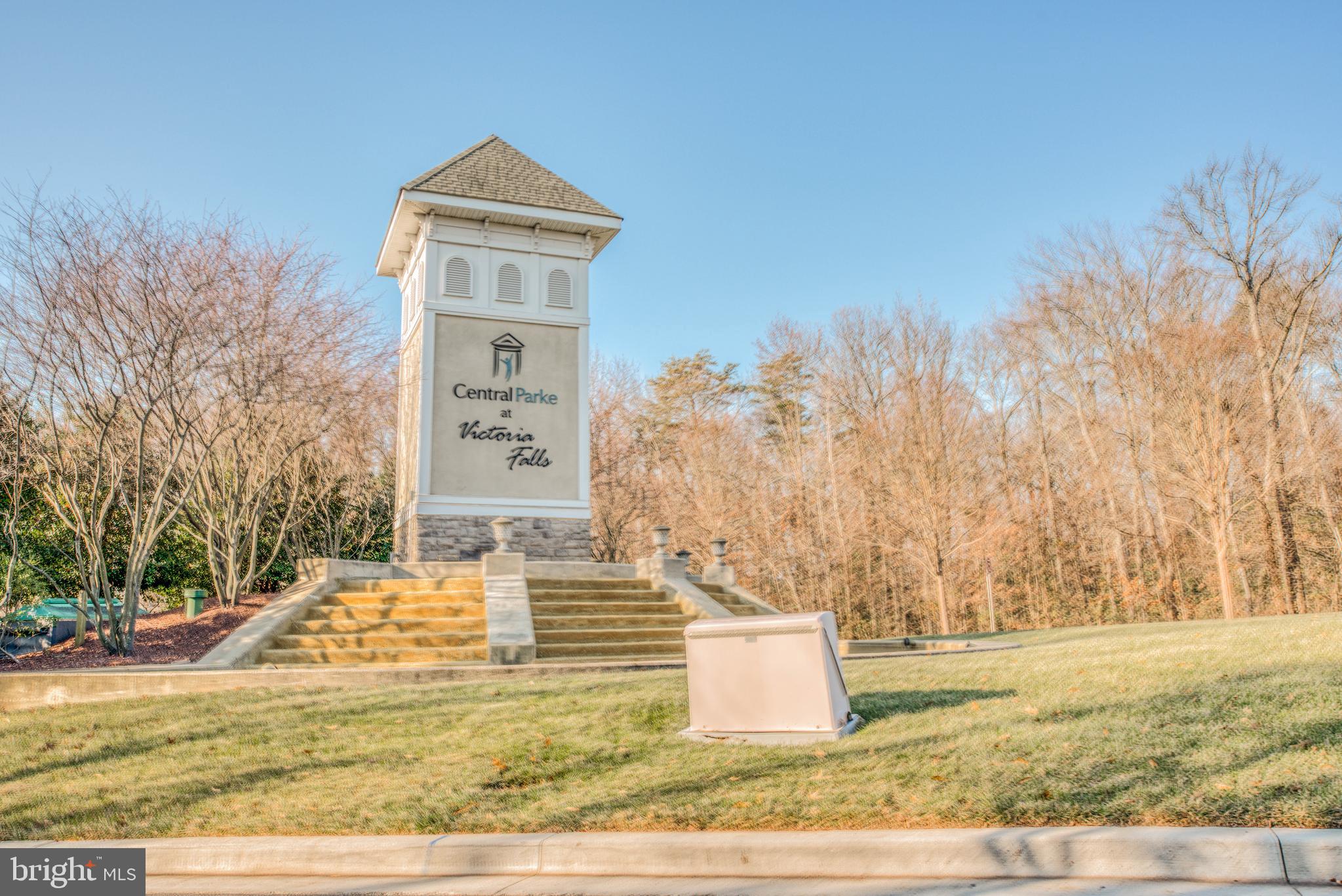 VICTORIA FALLS 4 CONDO-P - Residential