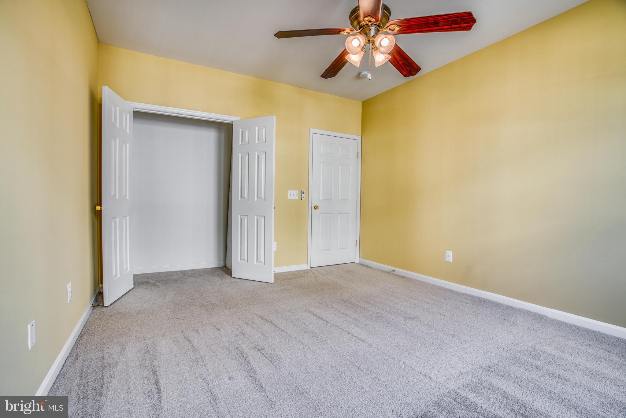 VICTORIA FALLS 4 CONDO-P - Residential