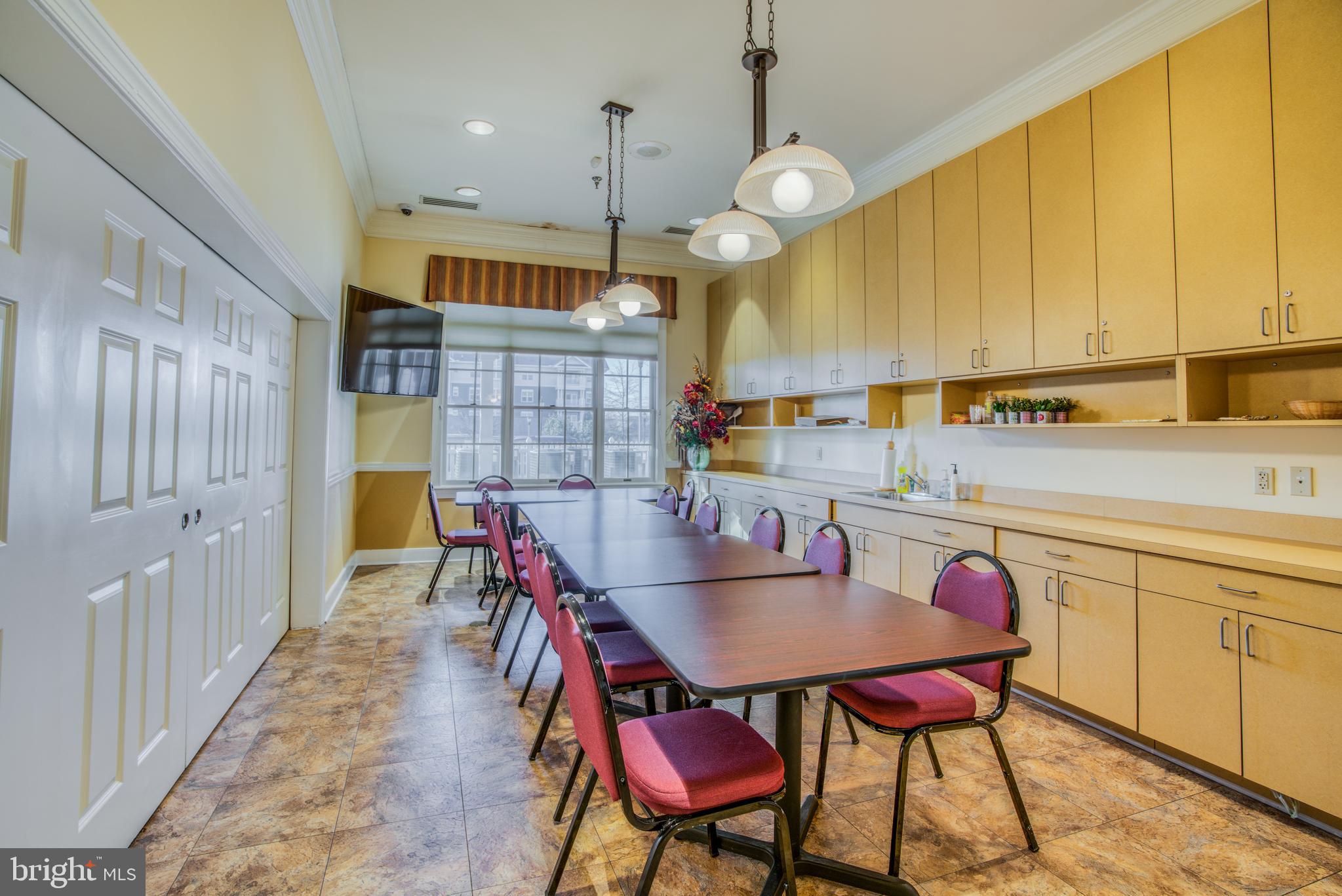 VICTORIA FALLS 4 CONDO-P - Residential